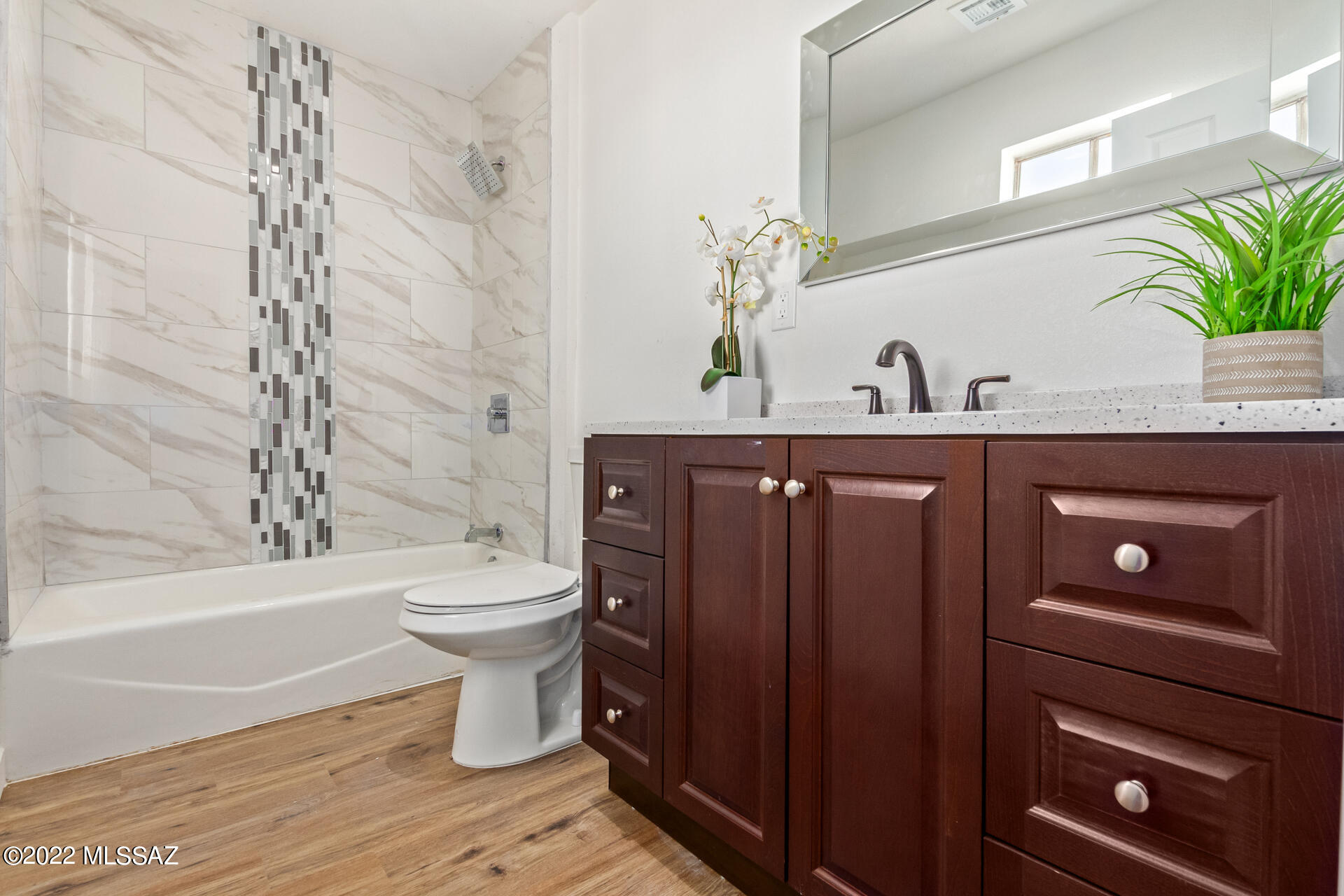 2245 W Beverly Circle