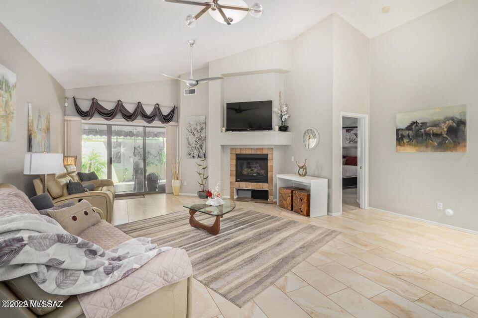 6510 S Hazelton Lane Unit: 127