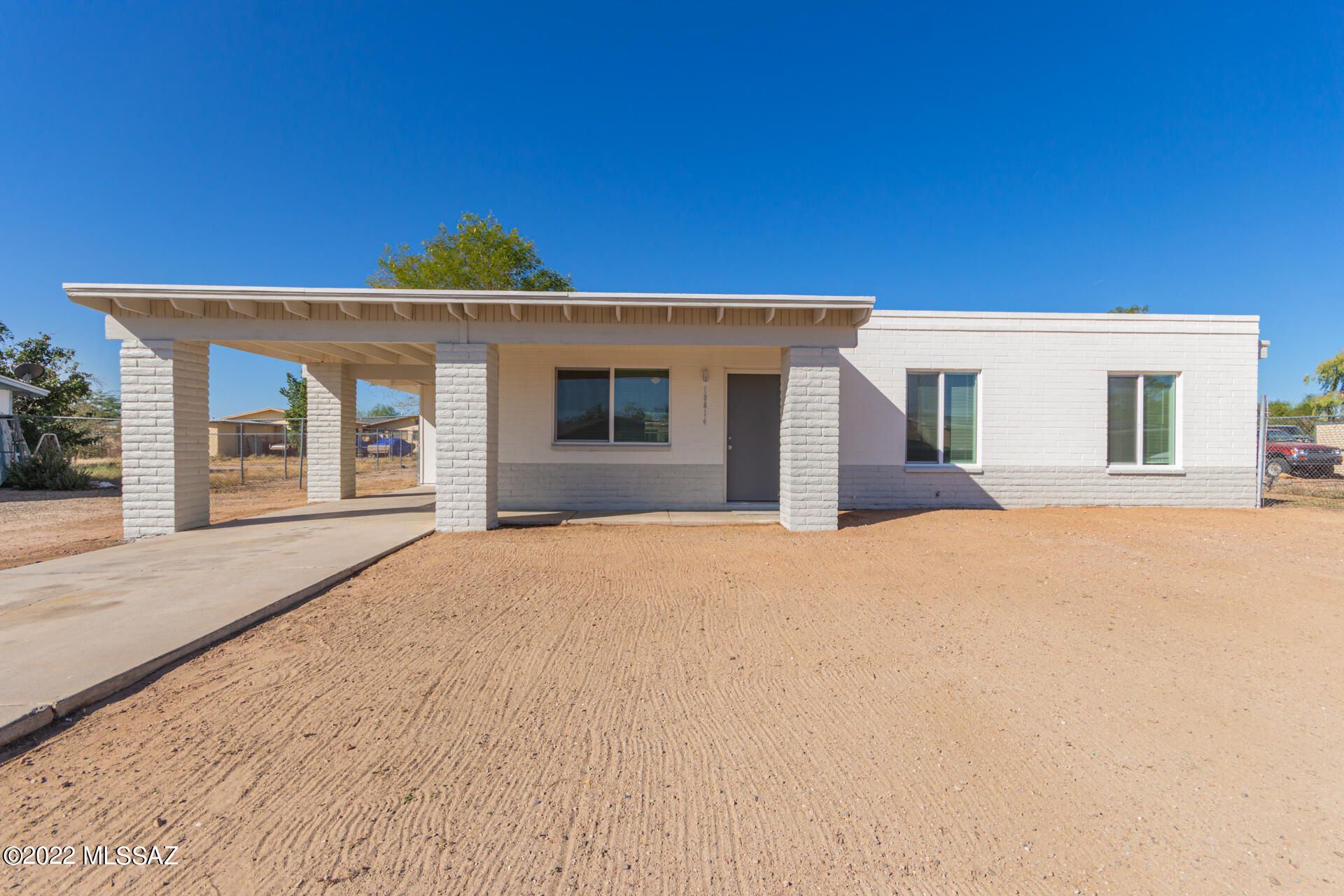 10614 N Arapaho Drive