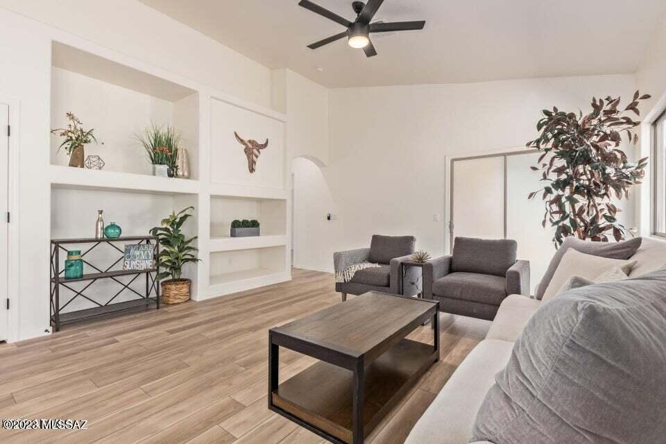 1786 E Chaparral Drive