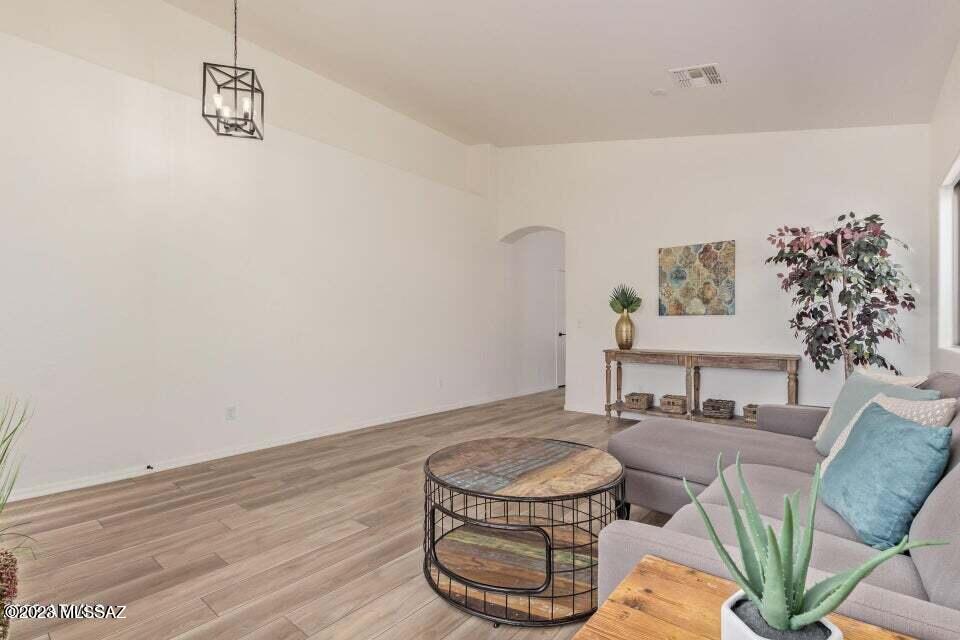 1786 E Chaparral Drive