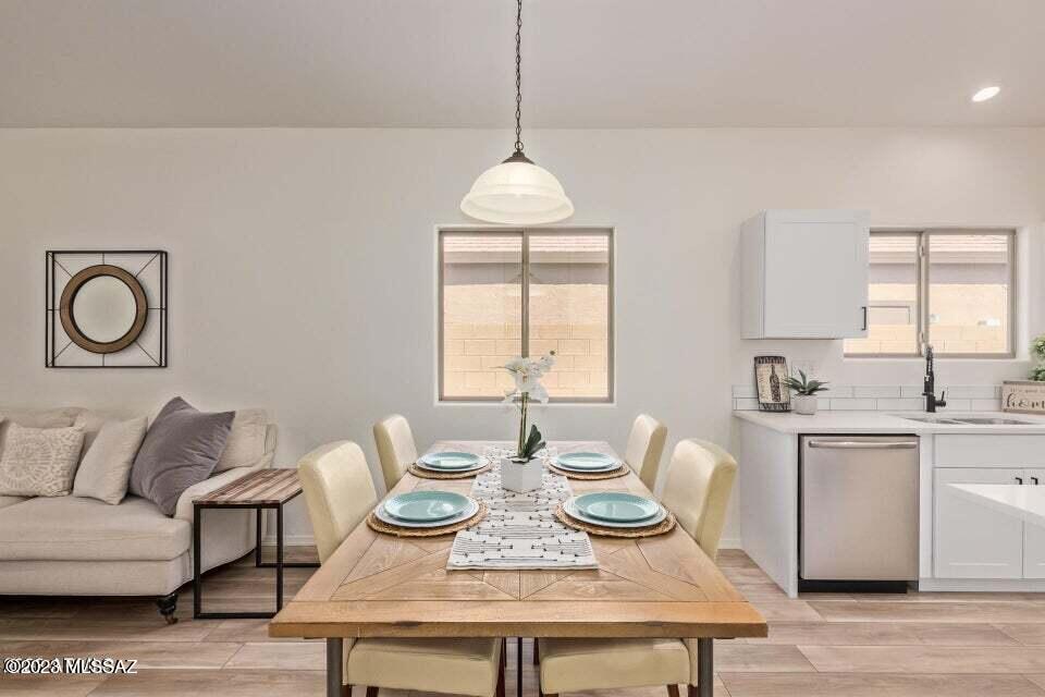 1786 E Chaparral Drive