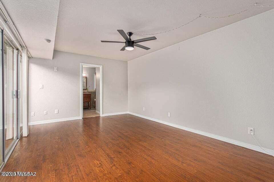 8753 E Via Taz Norte