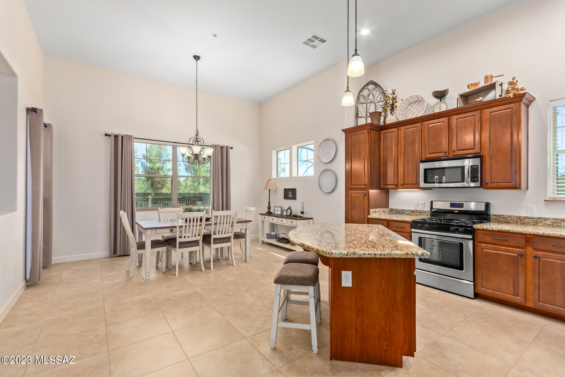 1361 S Maricopa Street