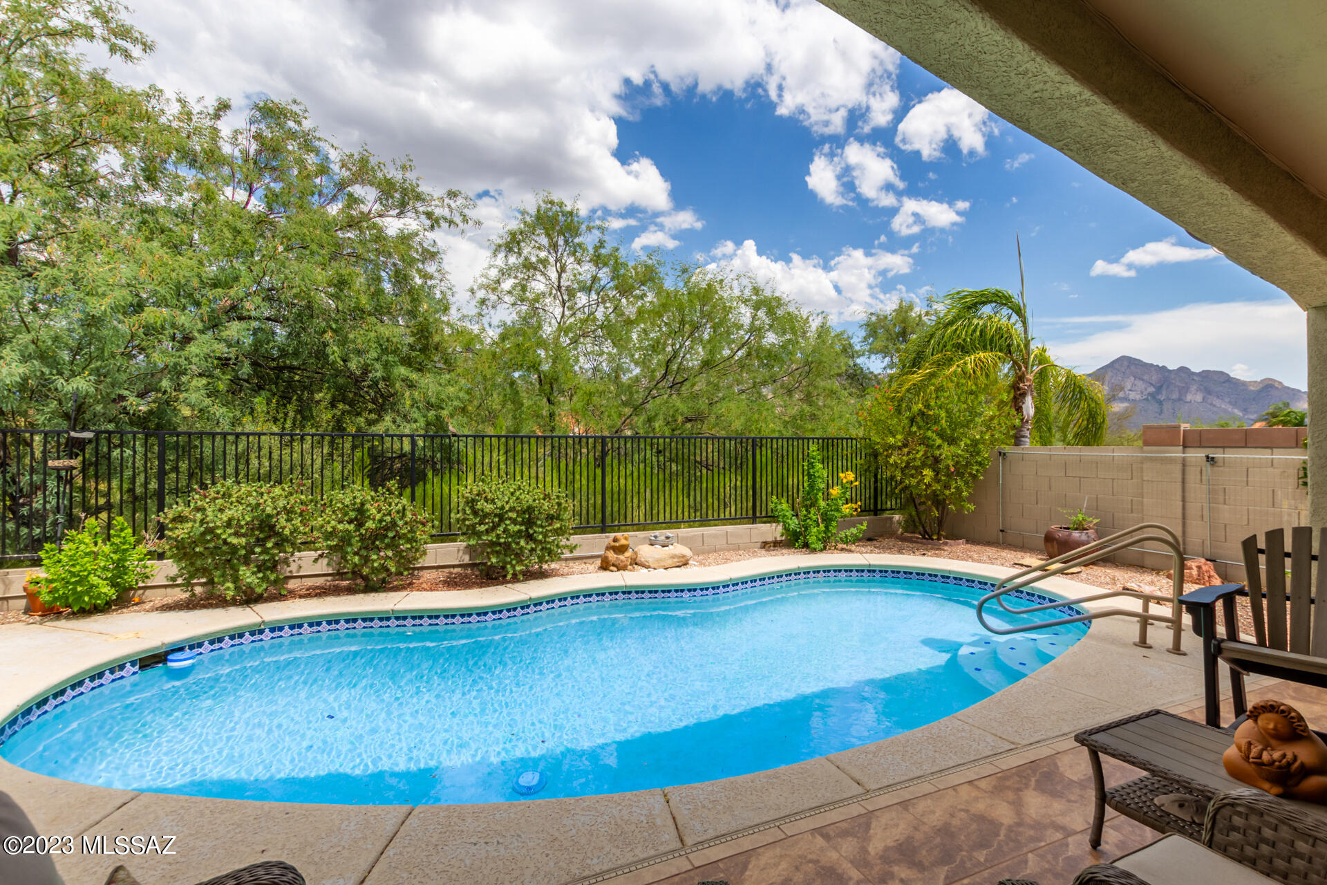 12212 N New Dawn Avenue