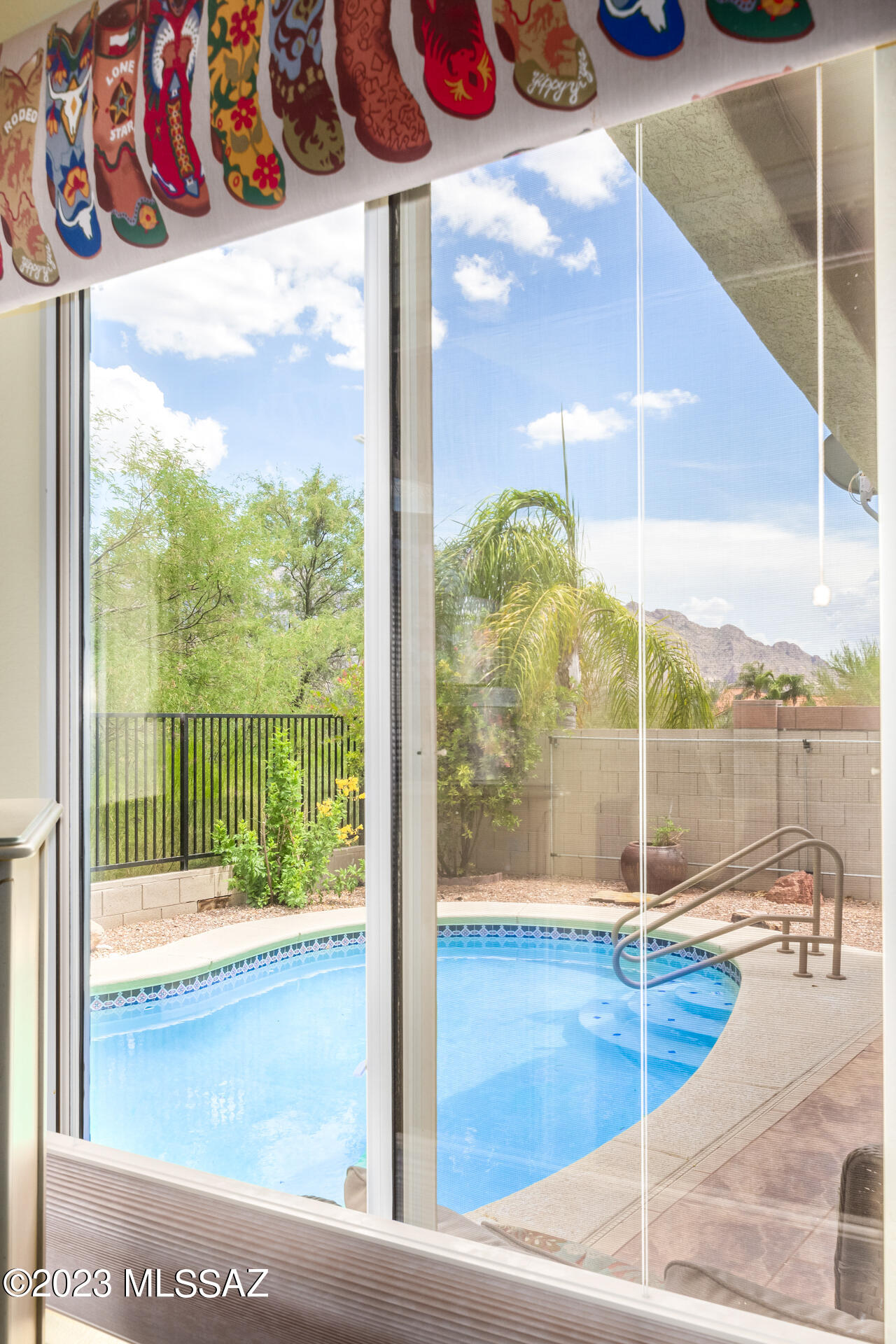 12212 N New Dawn Avenue