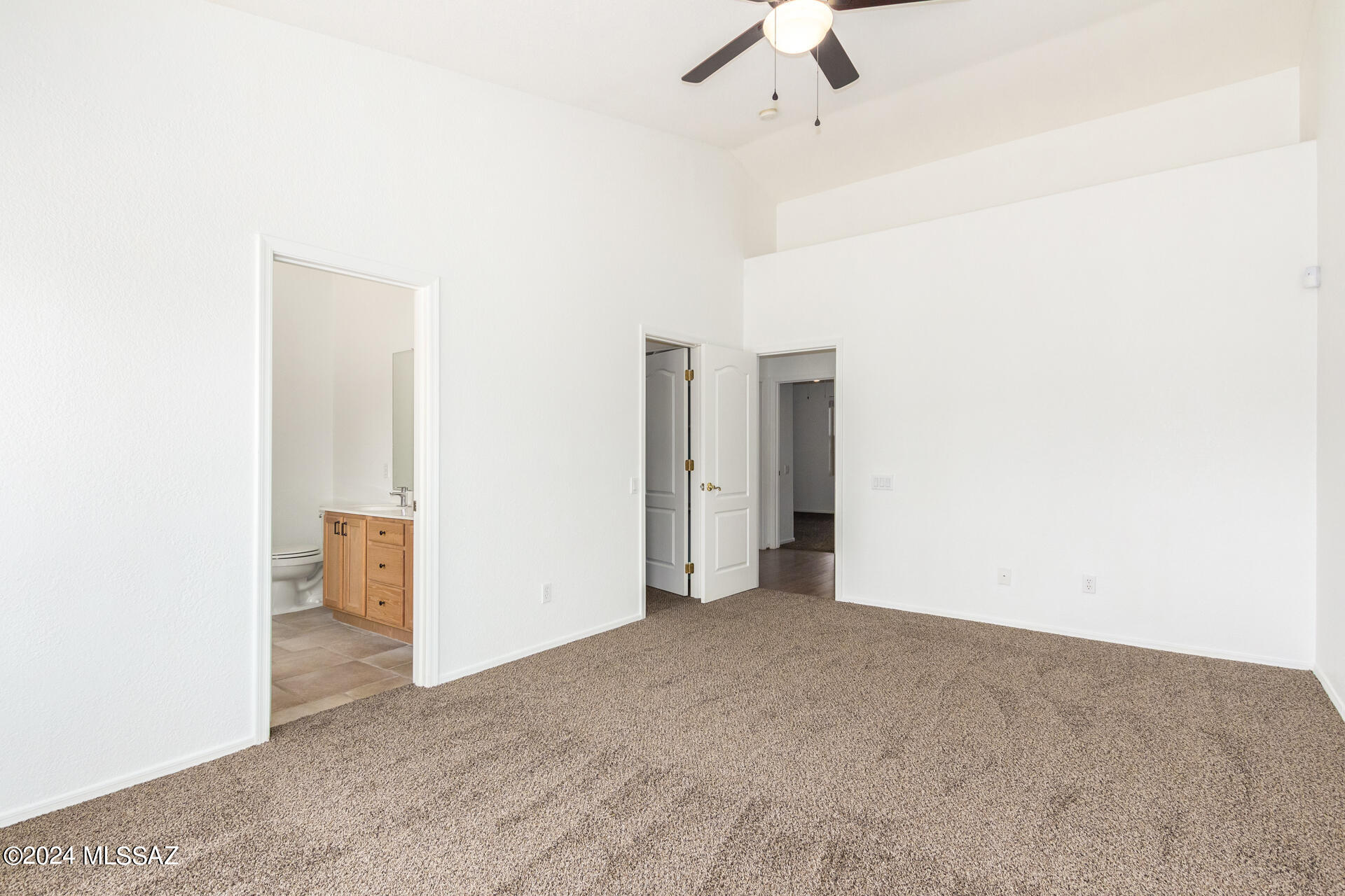 9162 N Treasure Mountain Drive