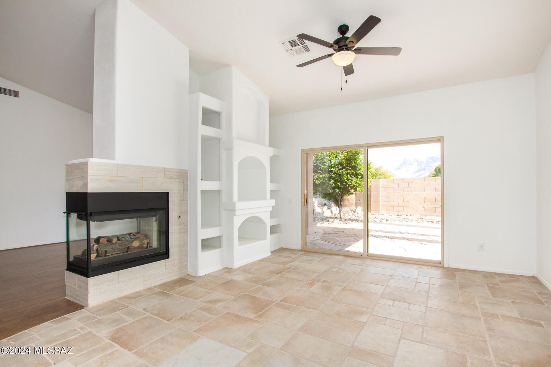 9162 N Treasure Mountain Drive