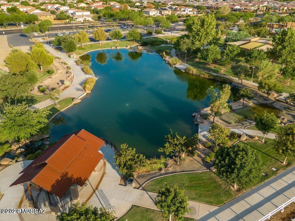 10452 E Lincoln Avenue