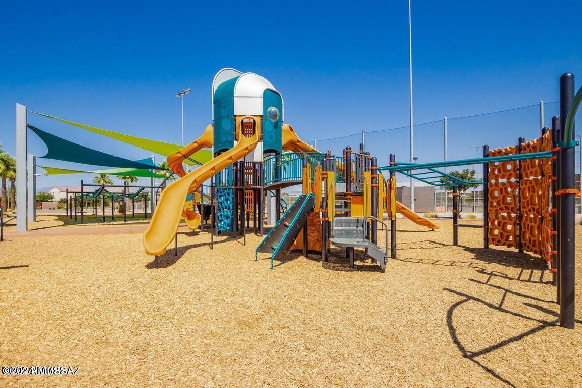 10452 E Lincoln Avenue