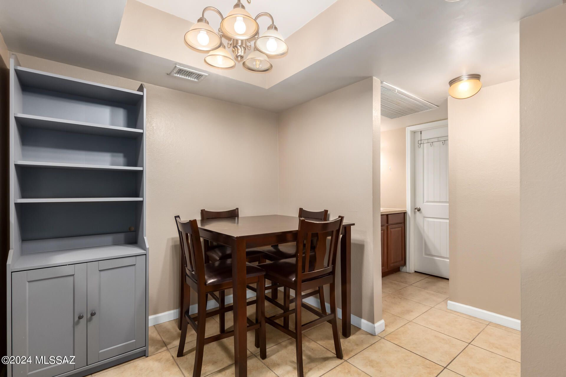 1745 E Glenn Street Unit: 127