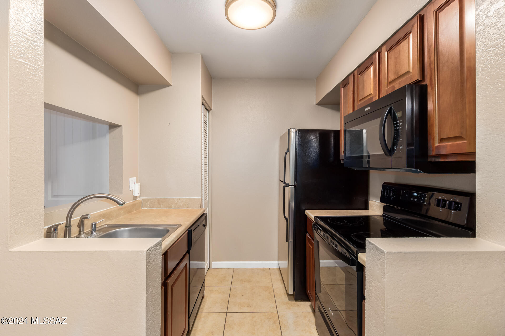 1745 E Glenn Street Unit: 127