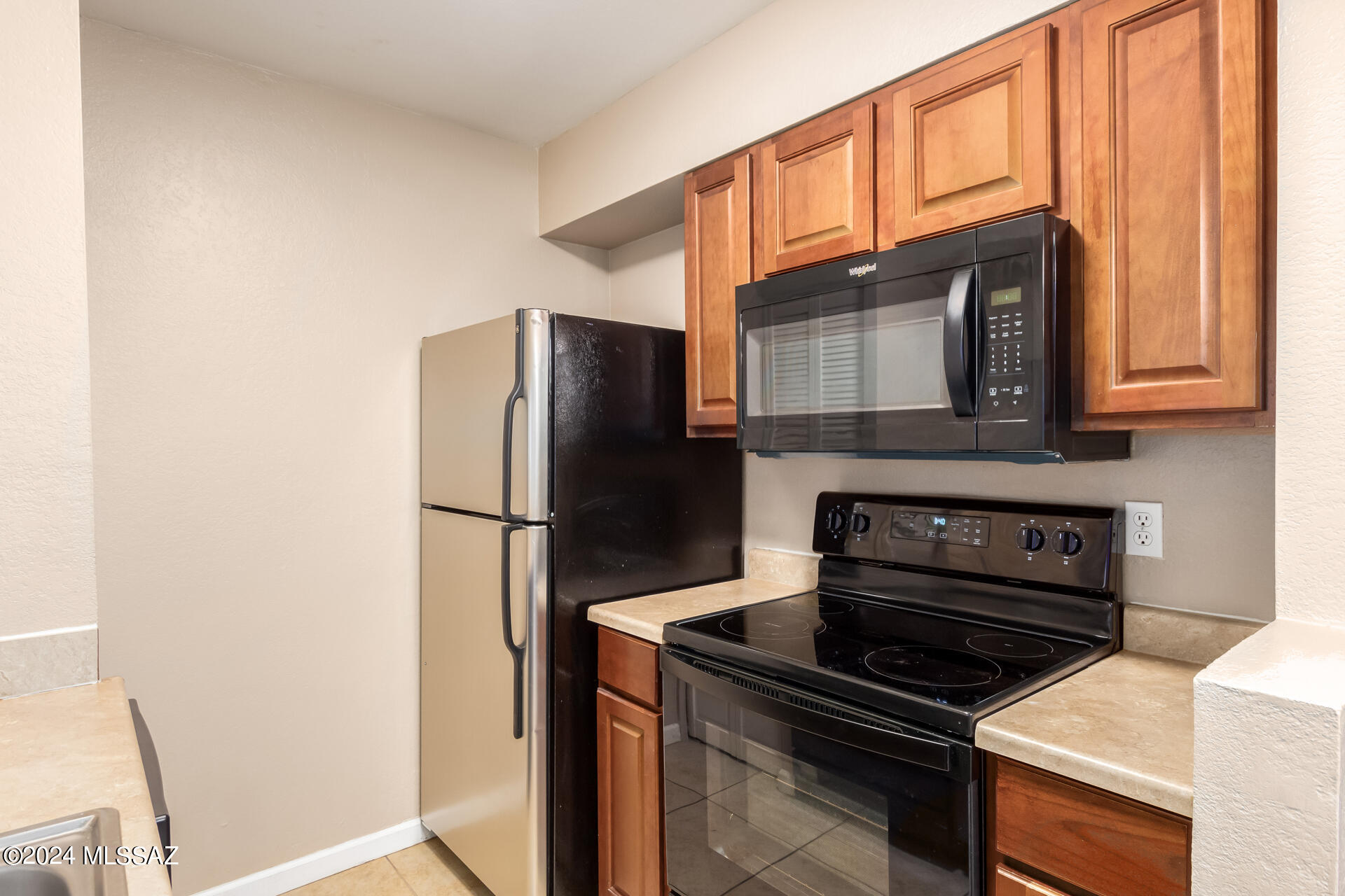 1745 E Glenn Street Unit: 127