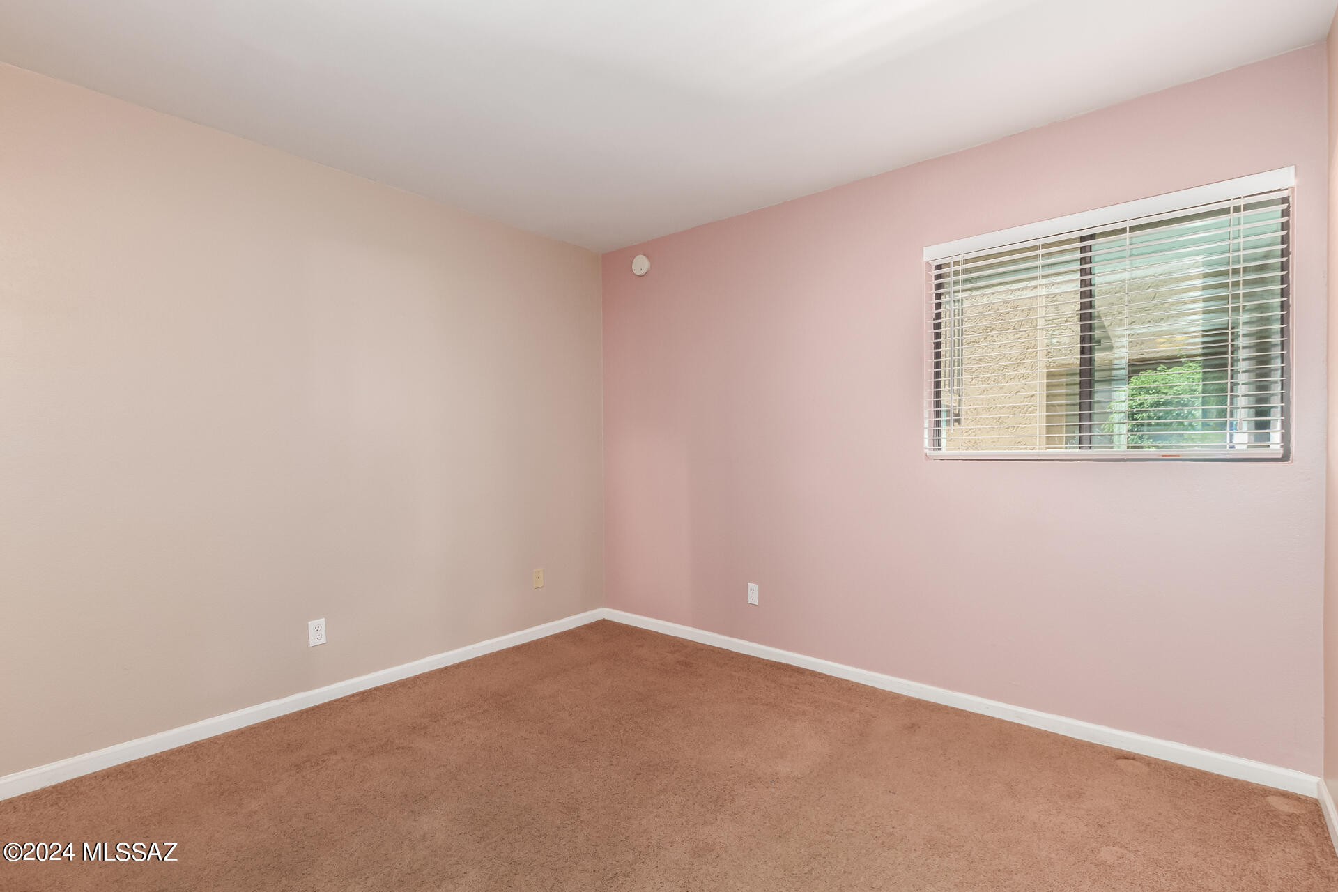 1745 E Glenn Street Unit: 127