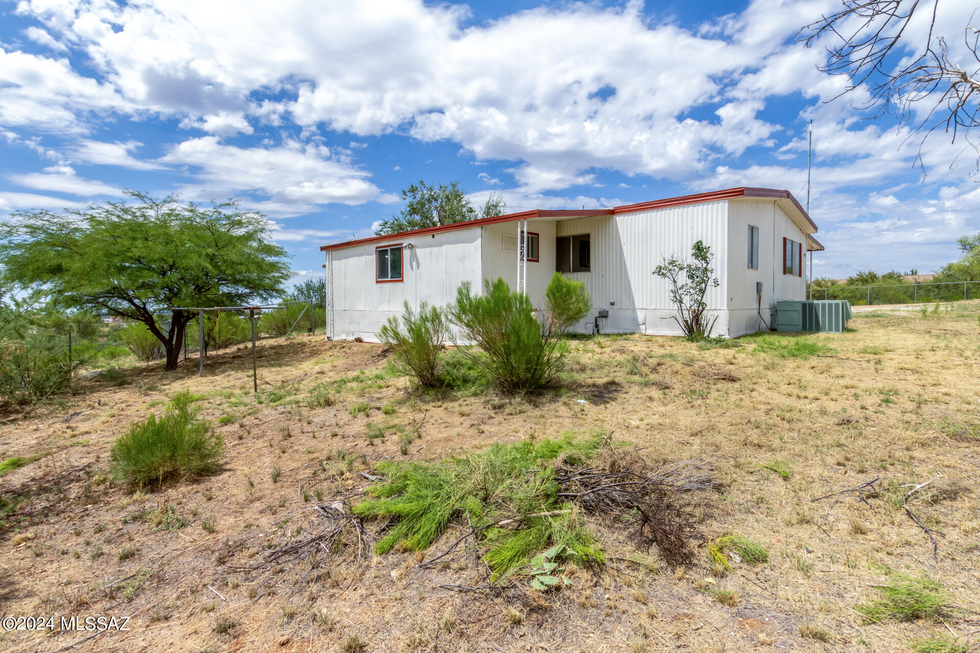 2730 N Rockliffe Boulevard