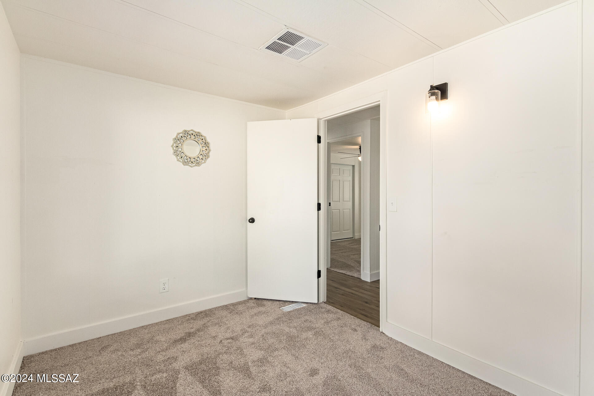 2730 N Rockliffe Boulevard