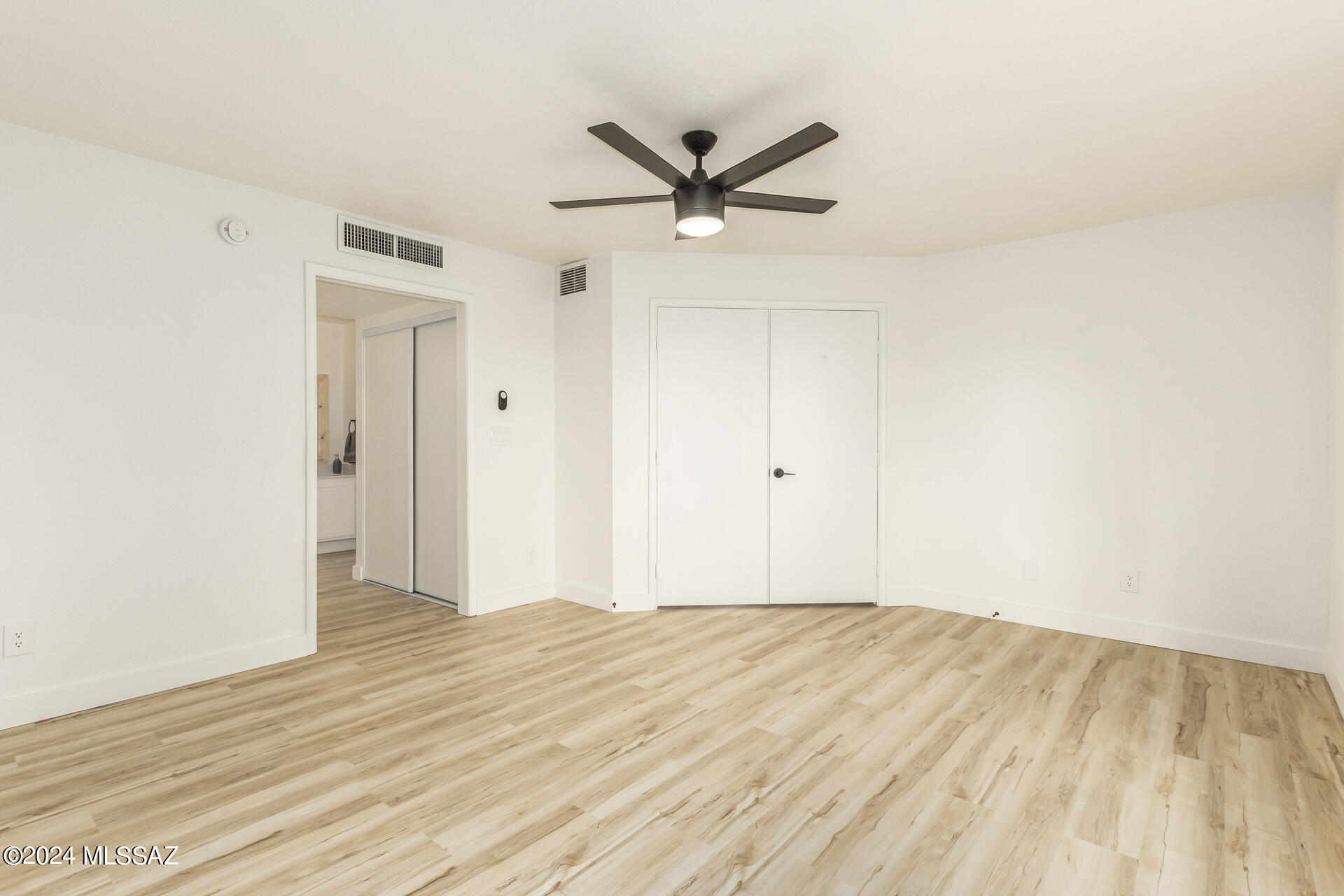 3310 W Green Ridge Drive