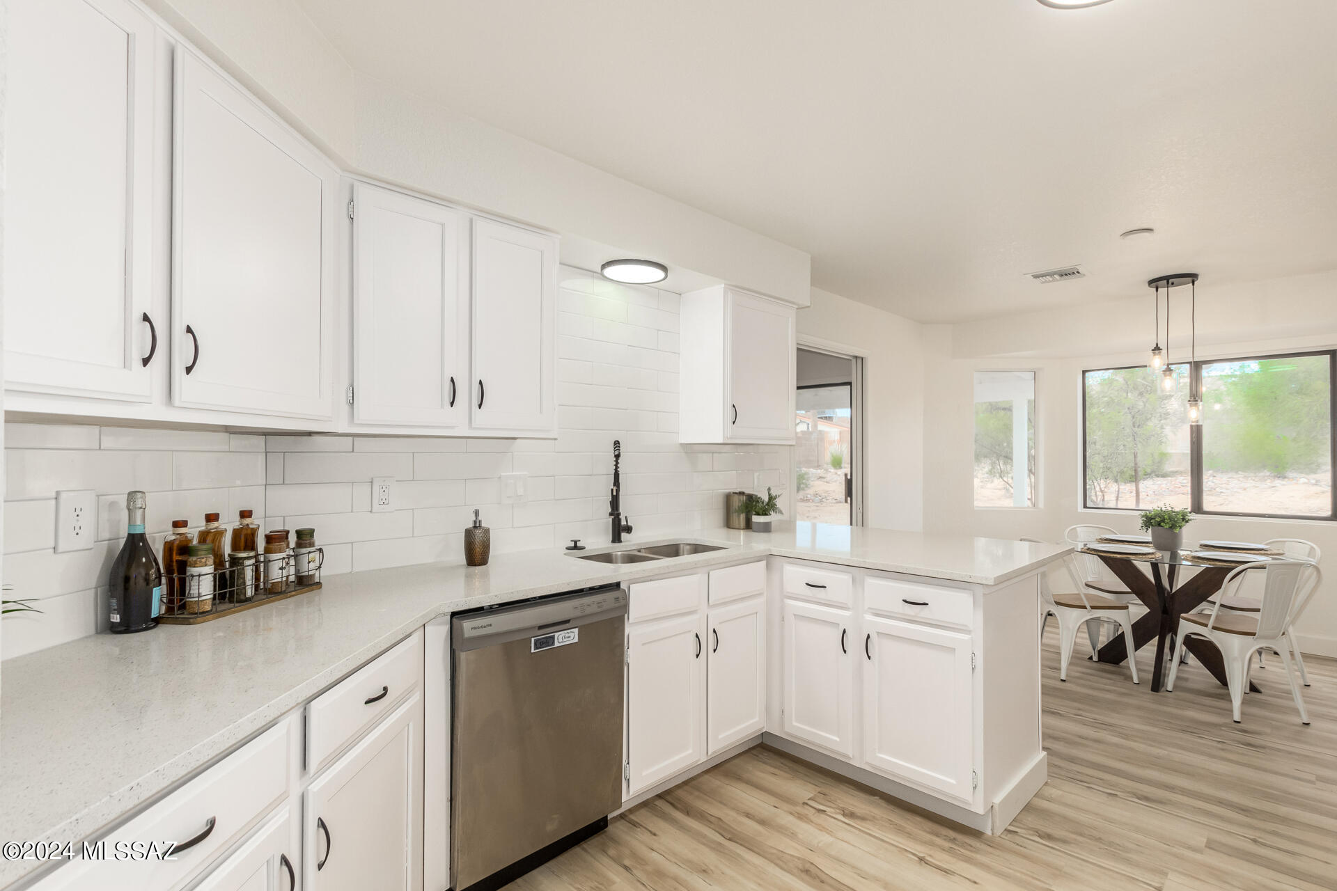 3310 W Green Ridge Drive