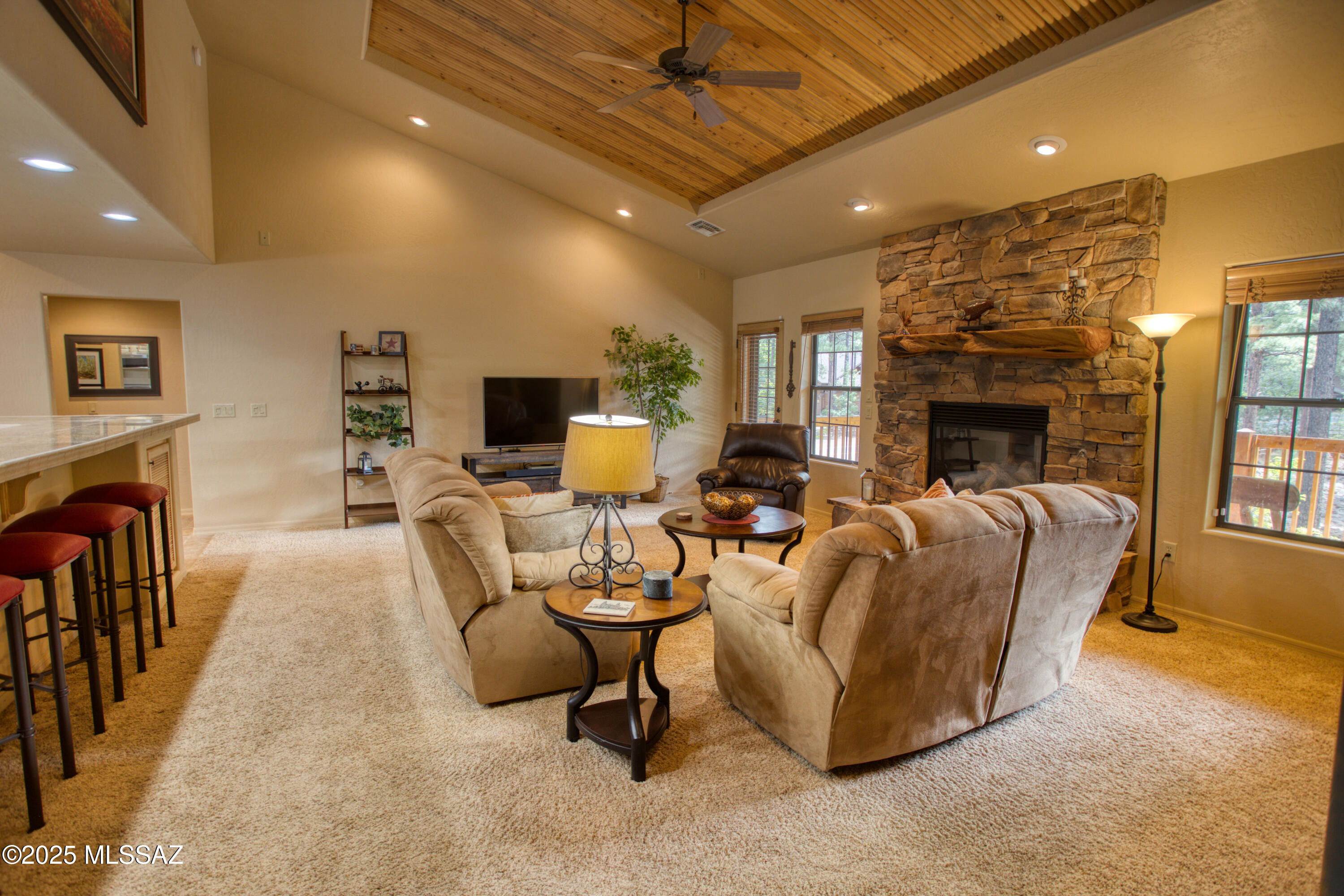 2135 Northwind Drive Unit: 22