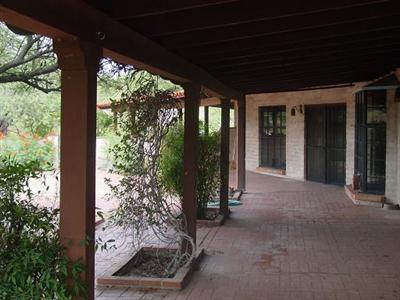 5601 N El Sirio Drive