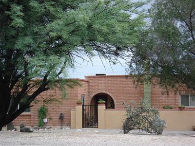 7101 N Montebella Road