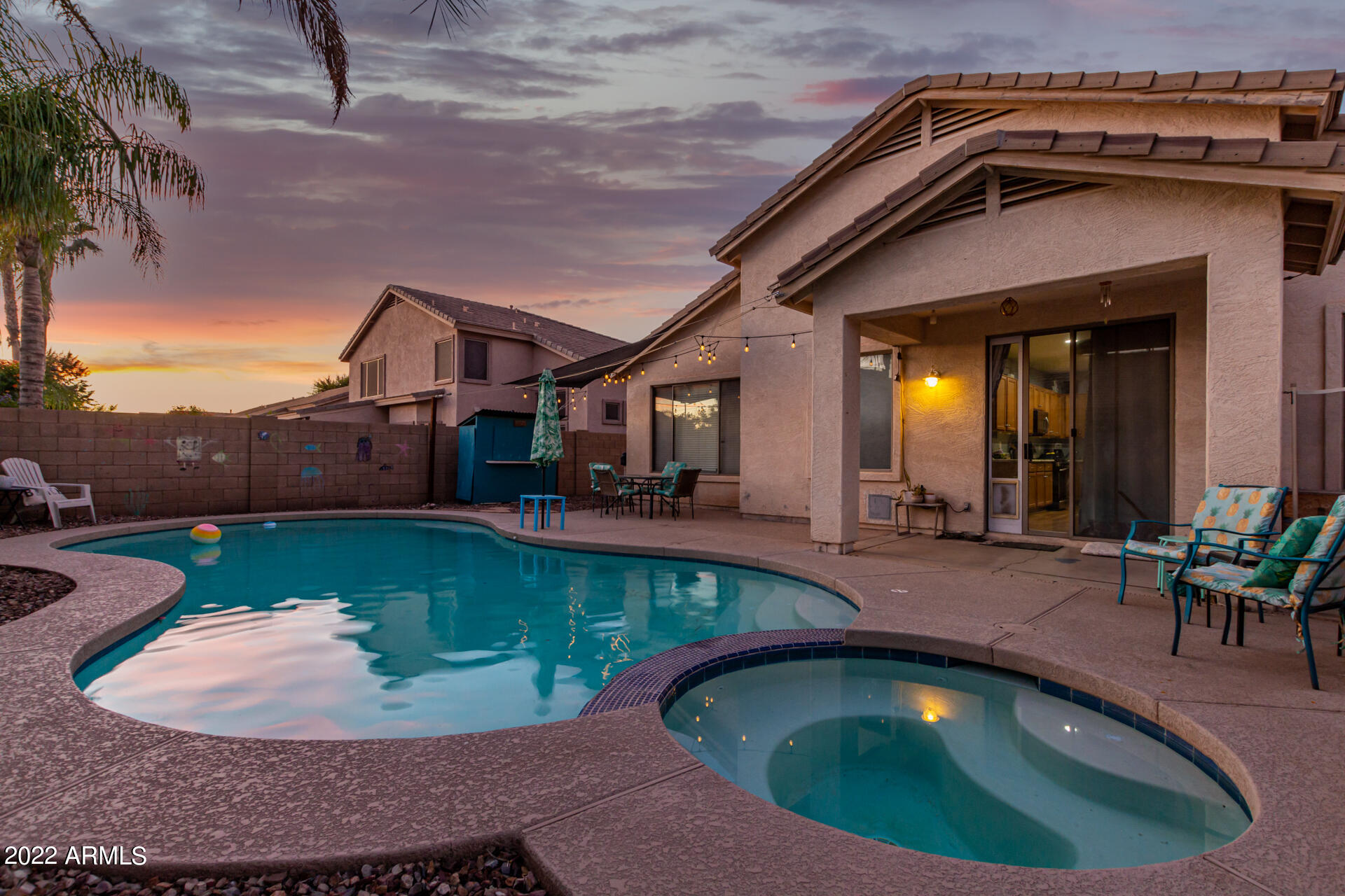 4313 E IVANHOE Street