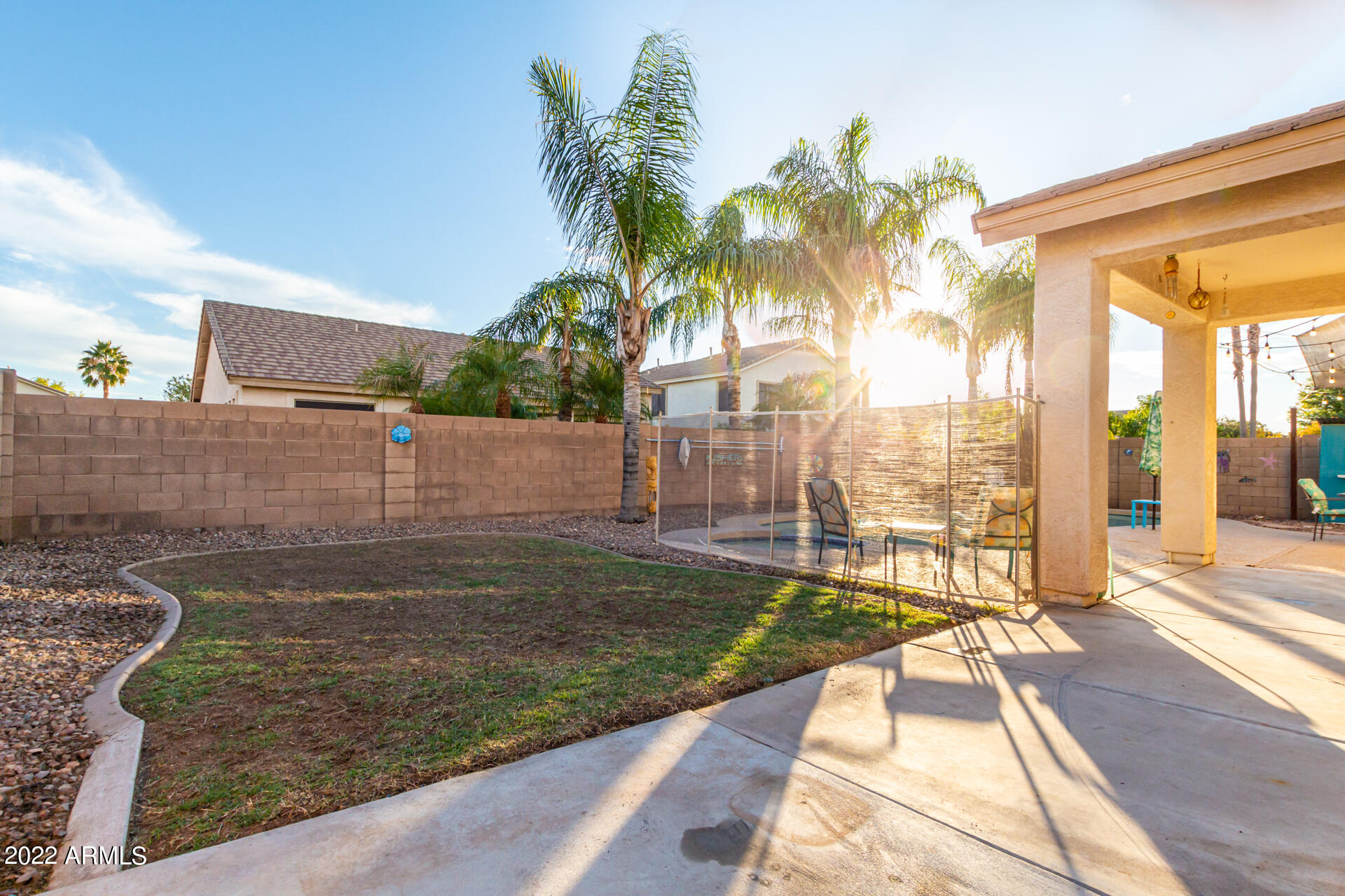 4313 E IVANHOE Street