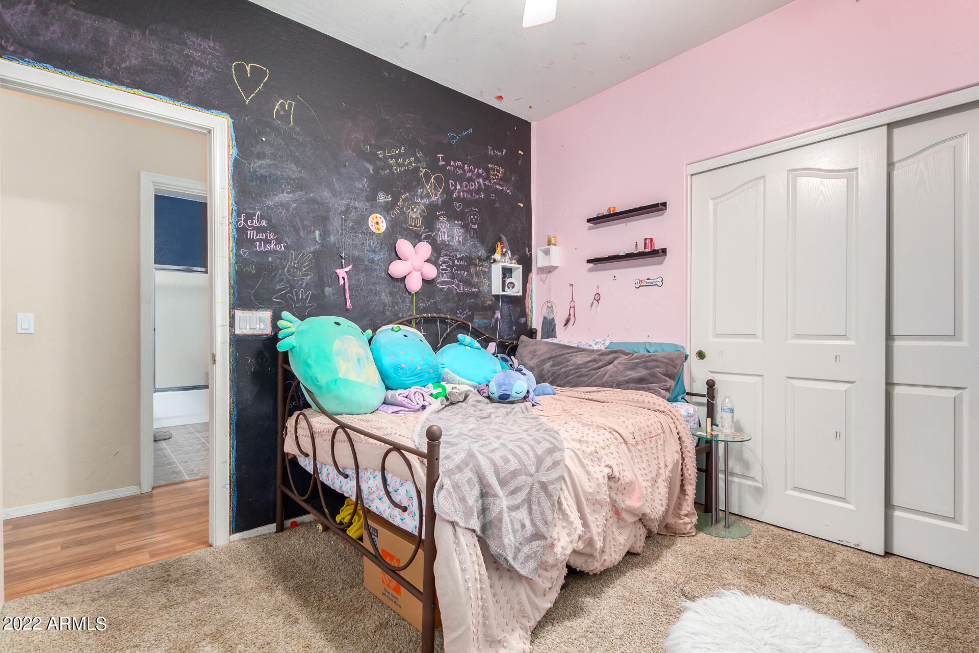 4313 E IVANHOE Street