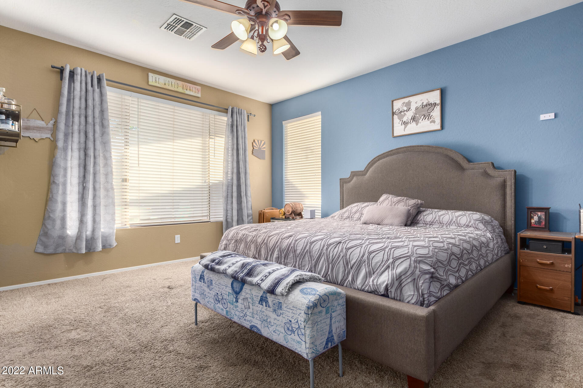 4313 E IVANHOE Street