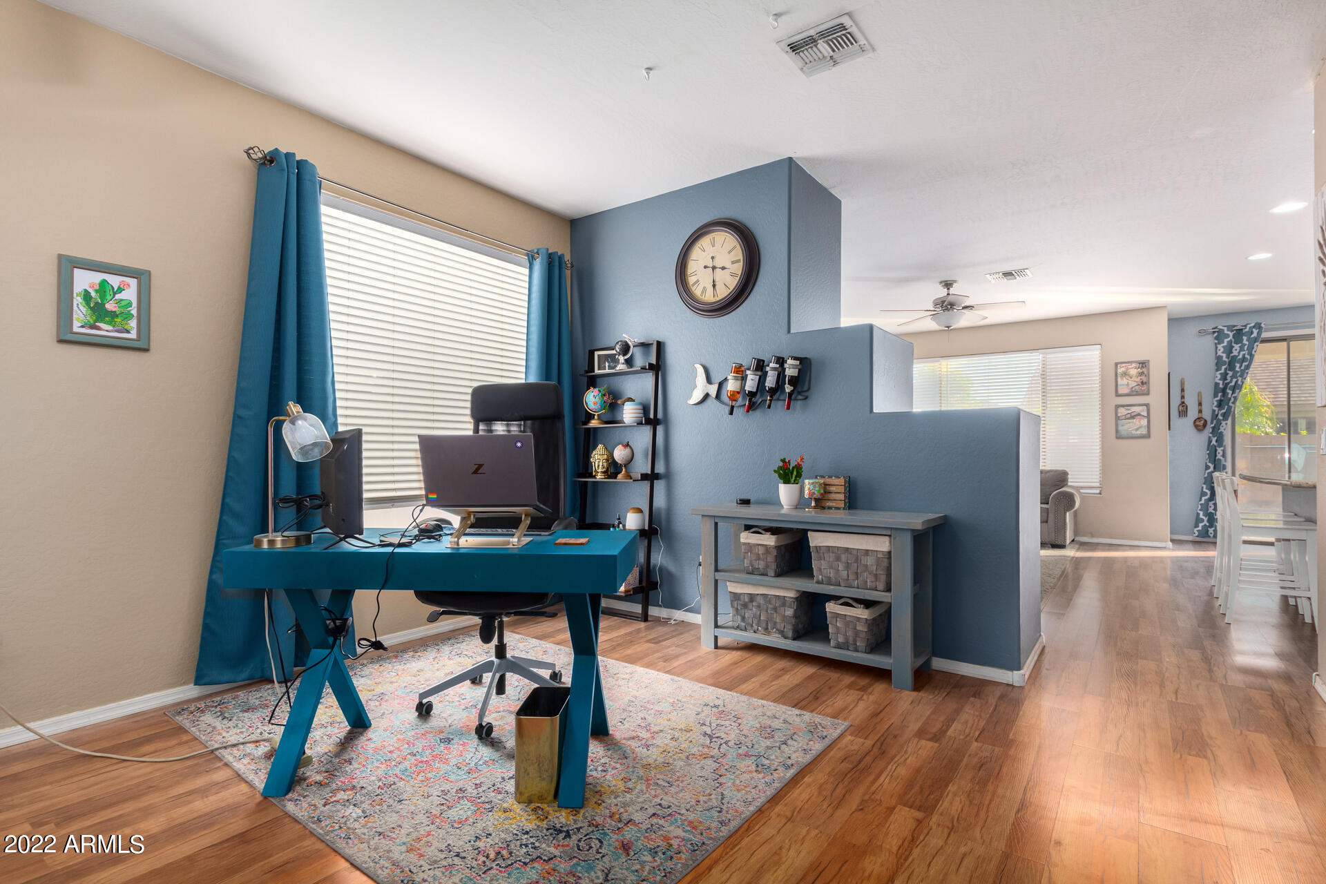 4313 E IVANHOE Street