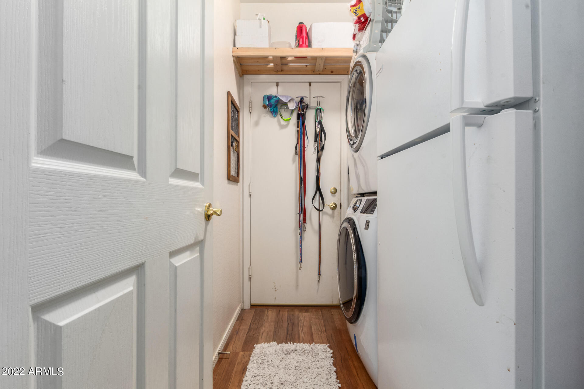 4313 E IVANHOE Street