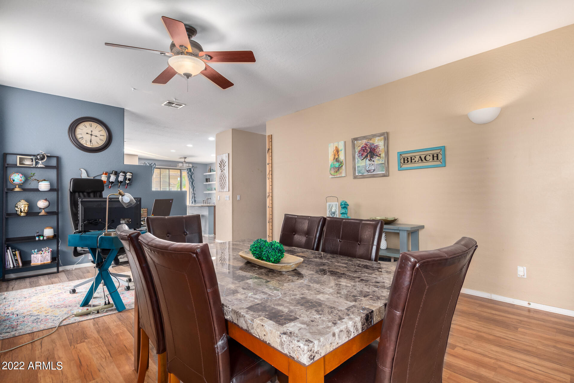 4313 E IVANHOE Street