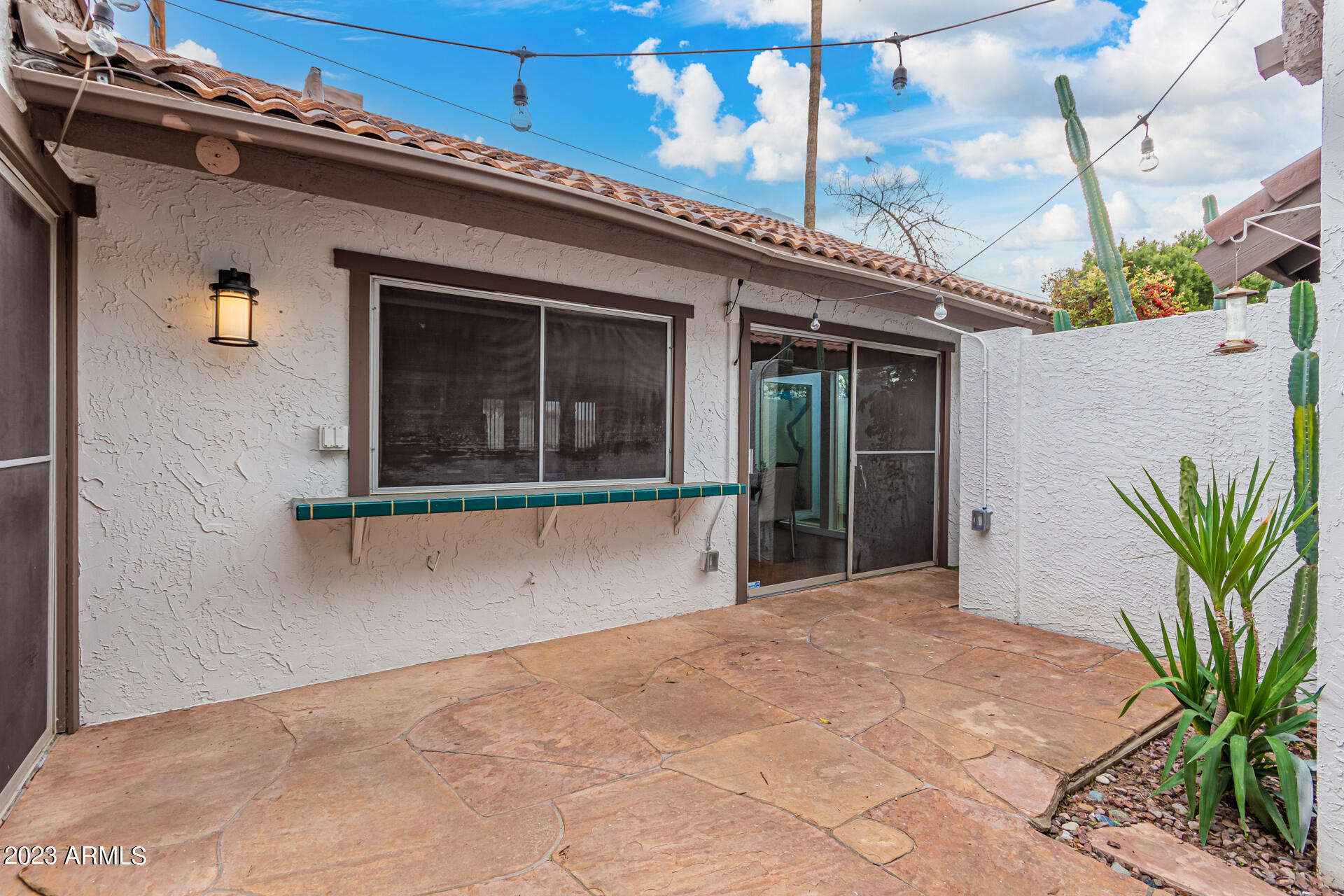 8753 E VIA TAZ NORTE --