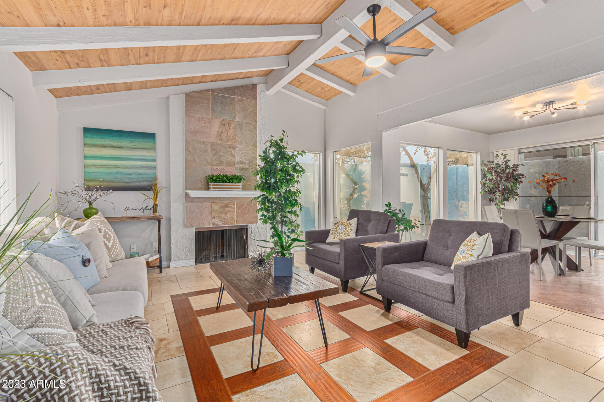 8753 E VIA TAZ NORTE --