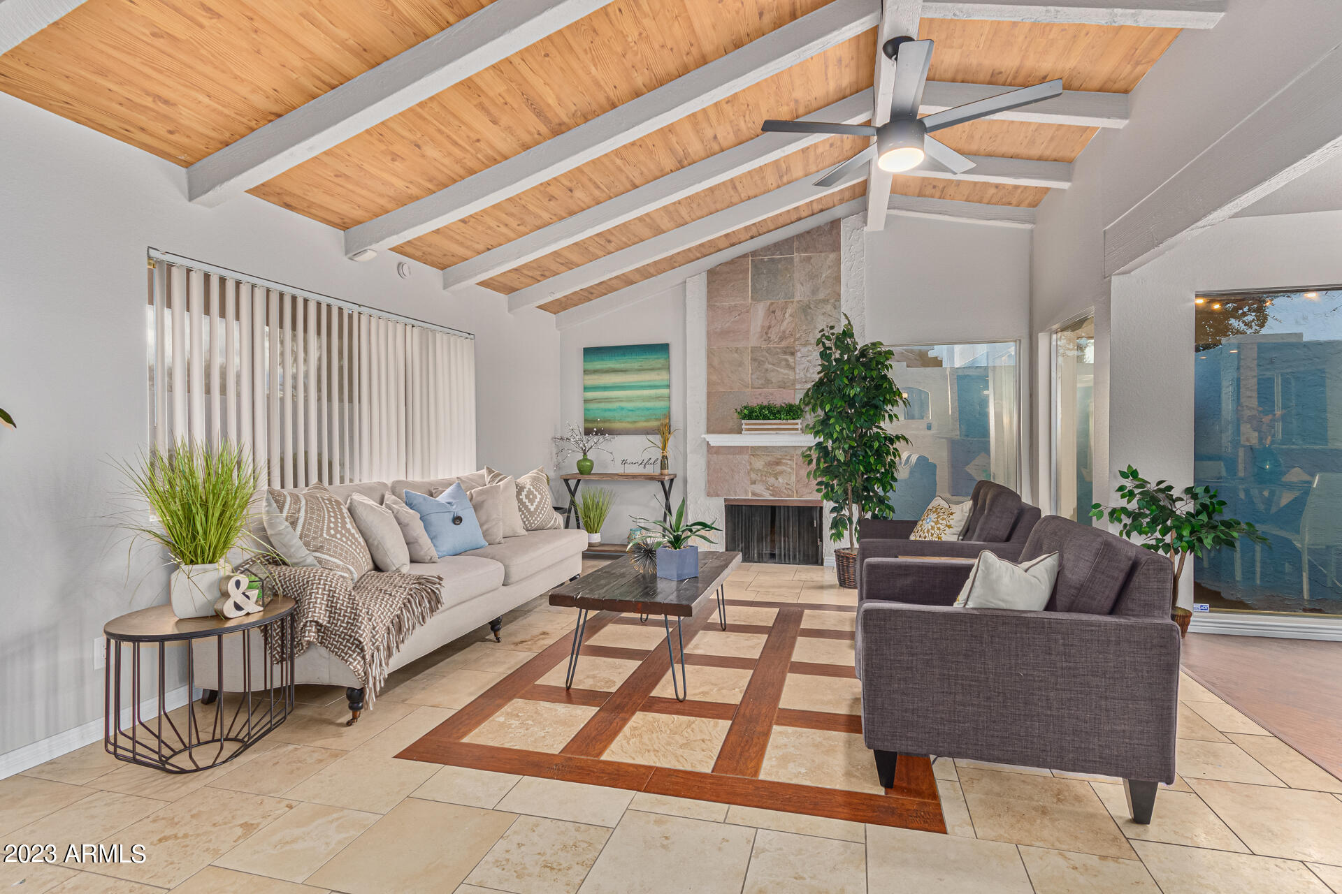 8753 E VIA TAZ NORTE --