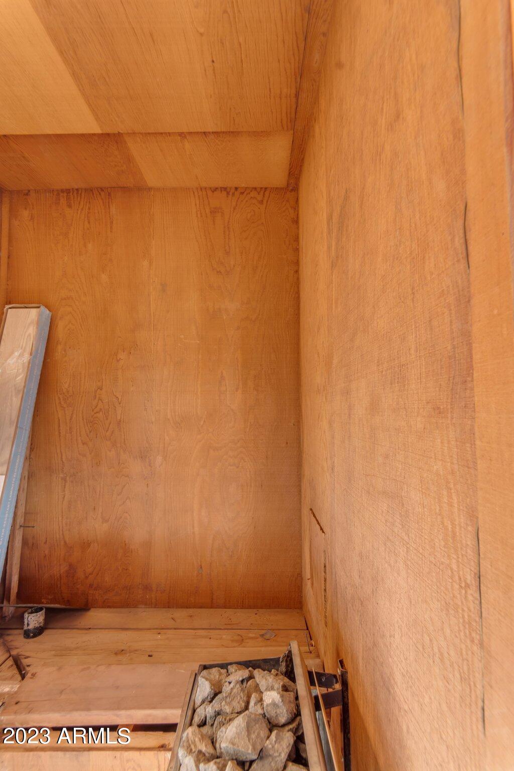 817 W GALVESTON Street