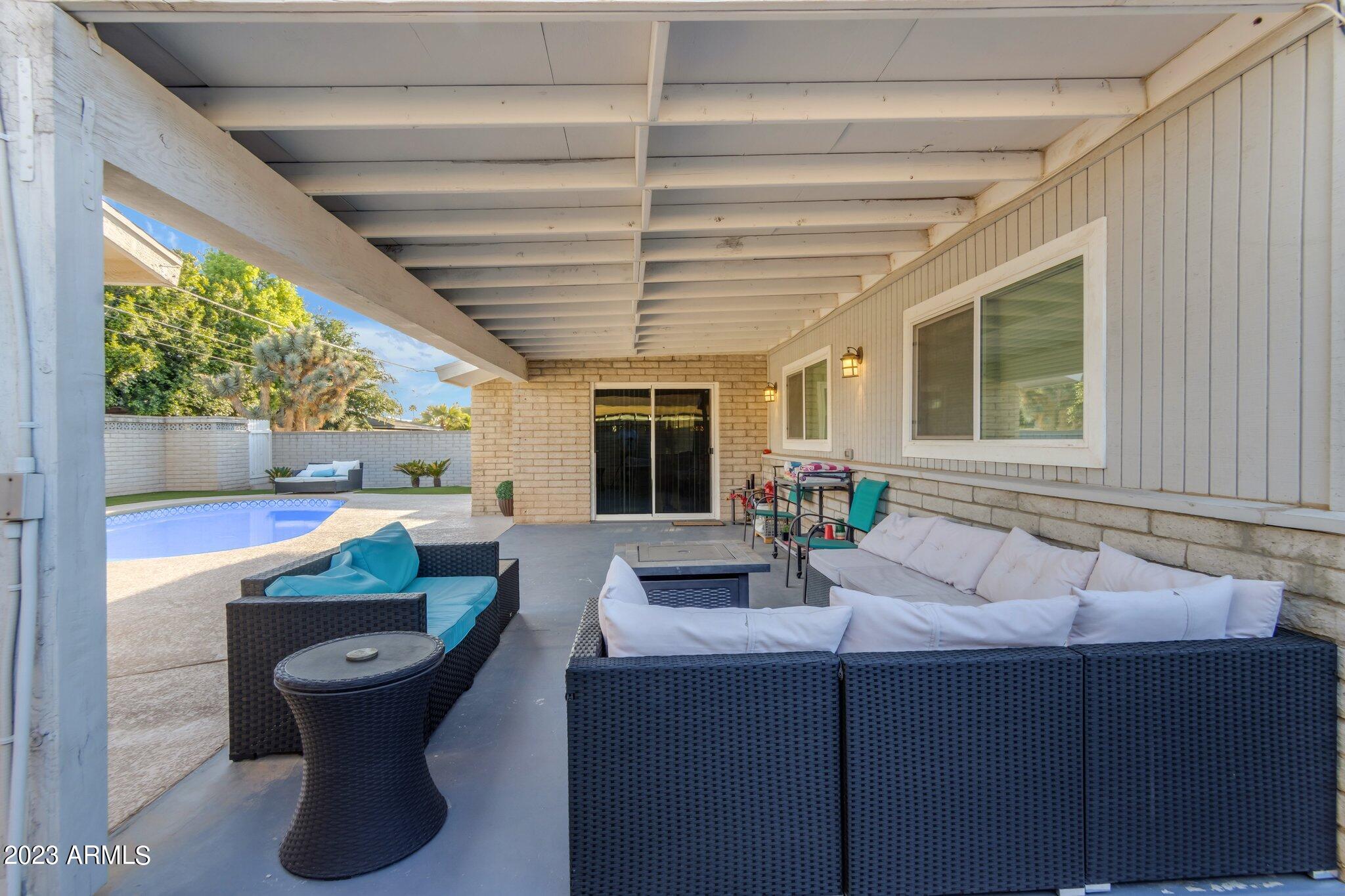 817 W GALVESTON Street