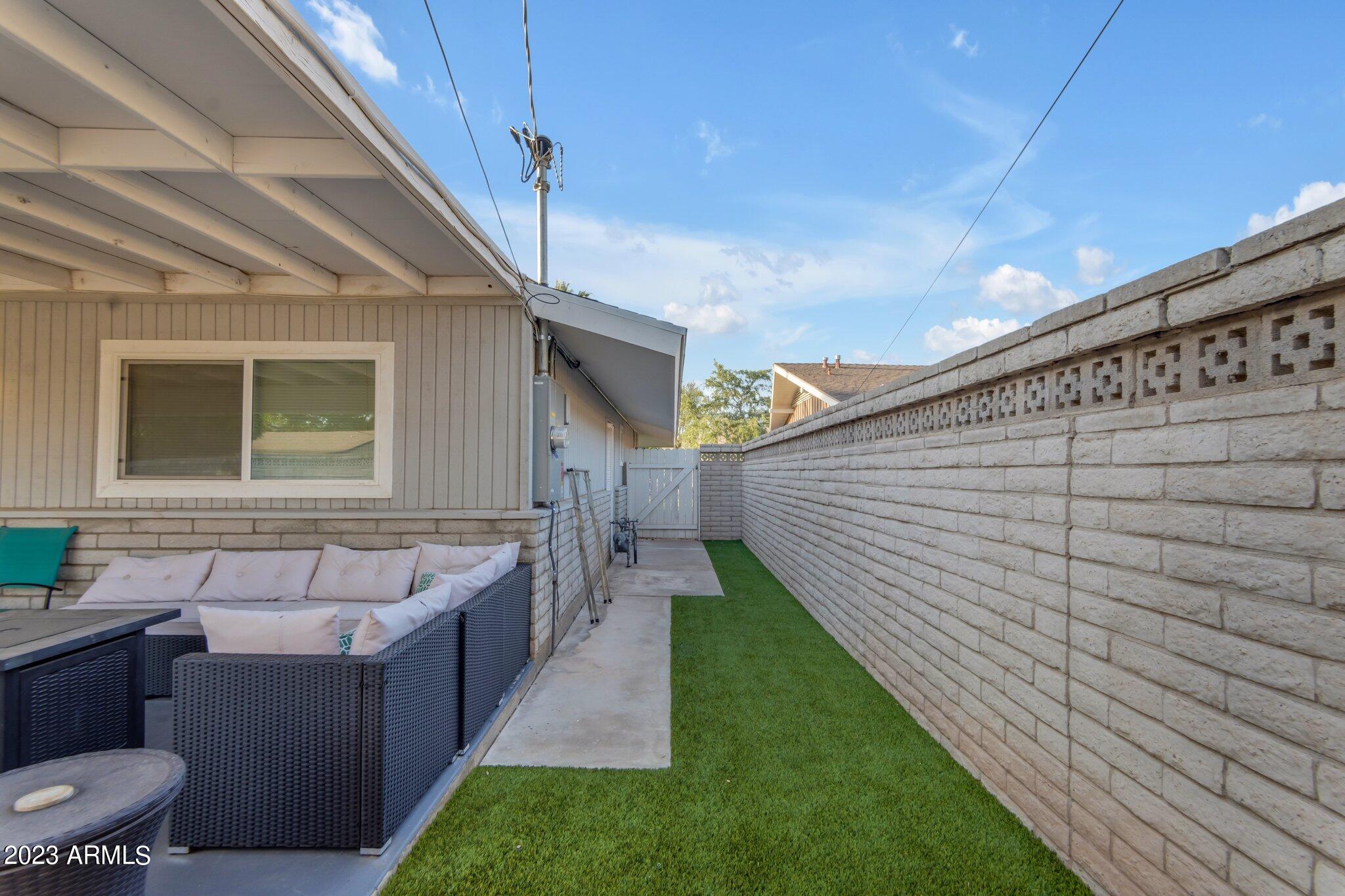 817 W GALVESTON Street