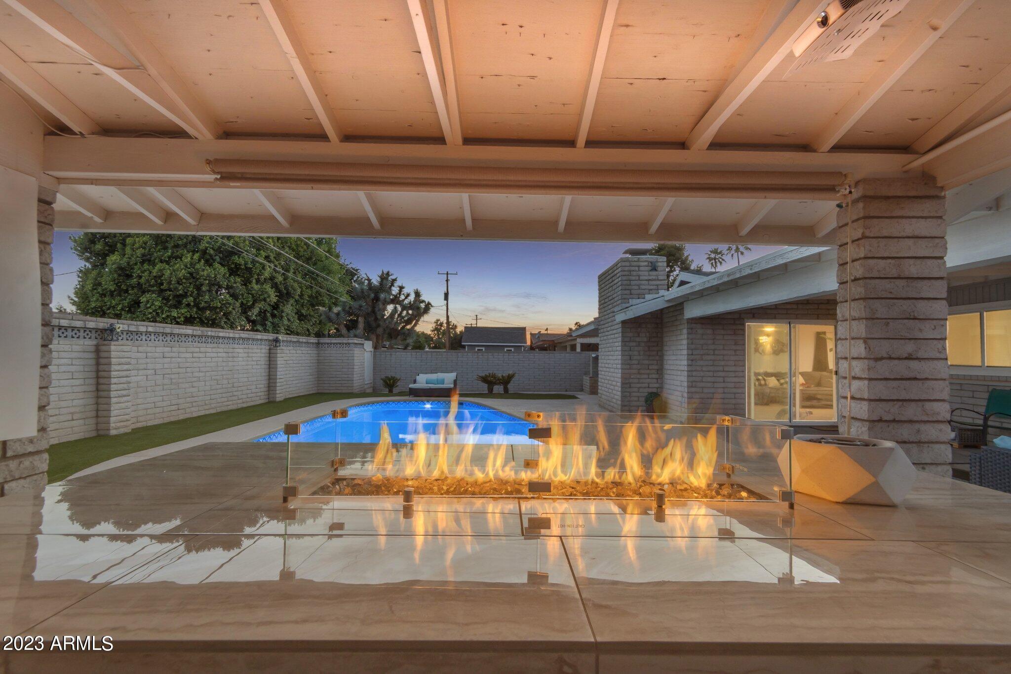 817 W GALVESTON Street