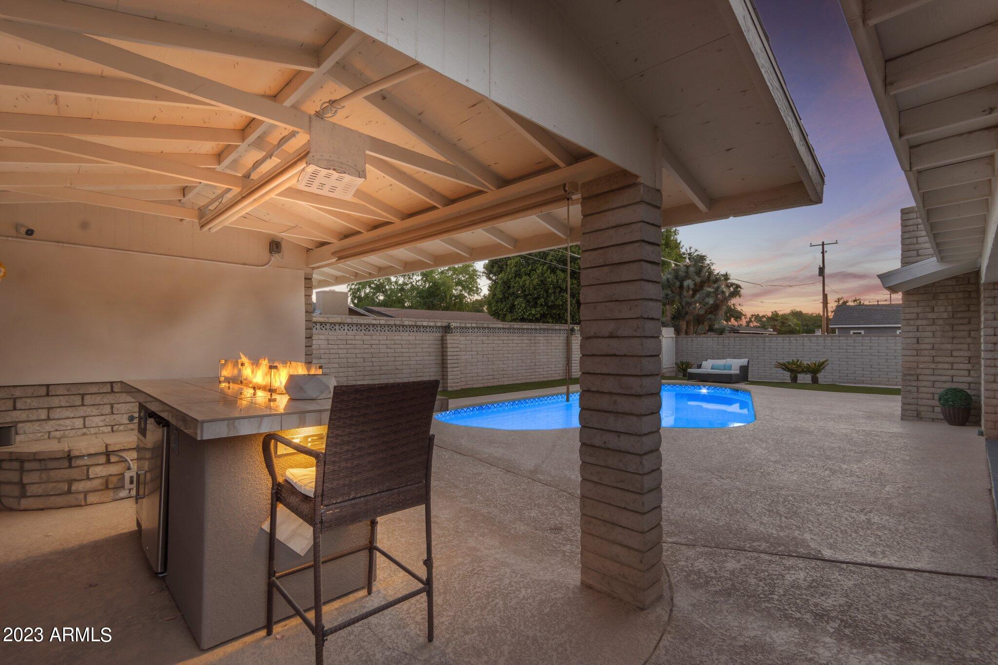 817 W GALVESTON Street