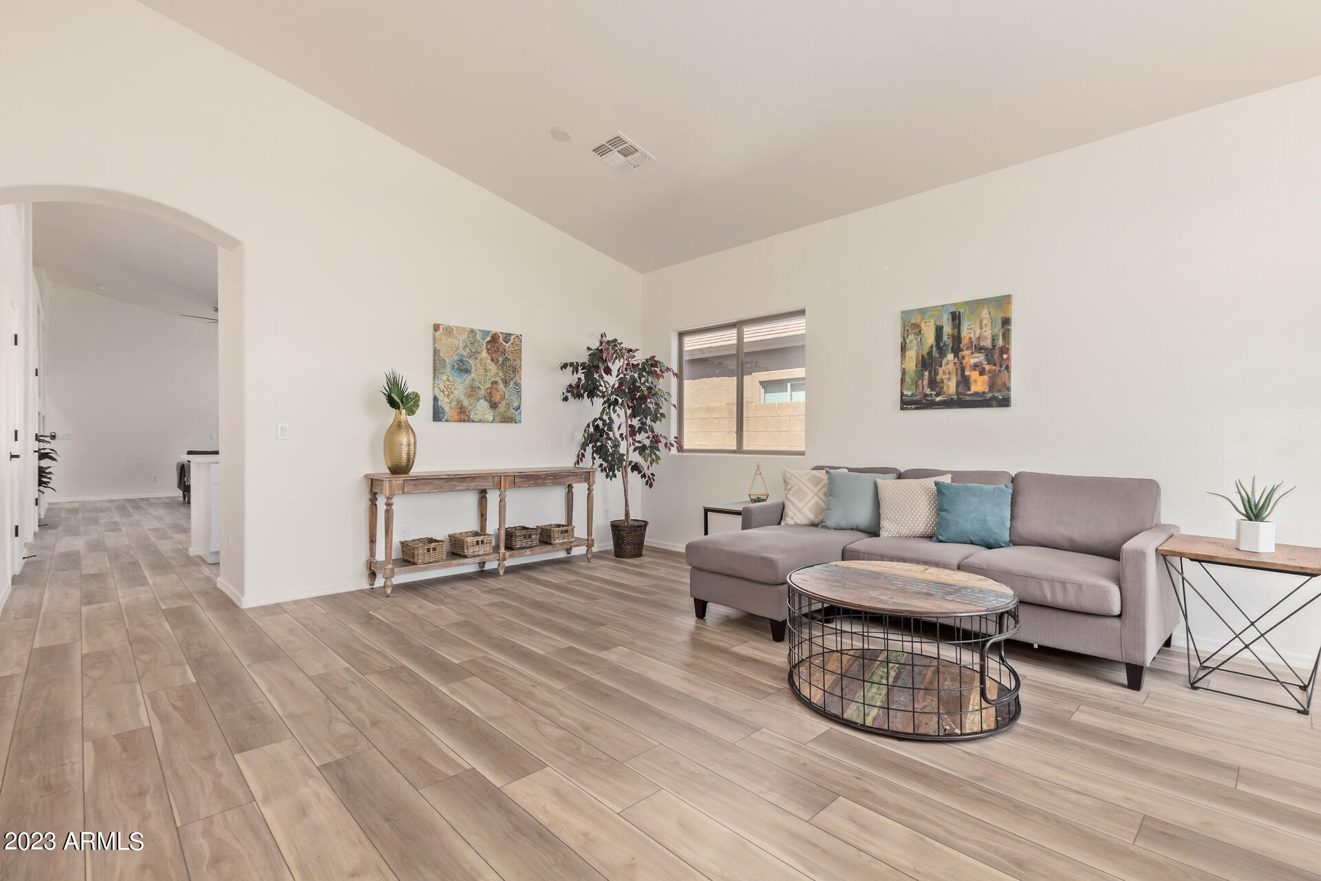 1786 E CHAPARRAL Drive