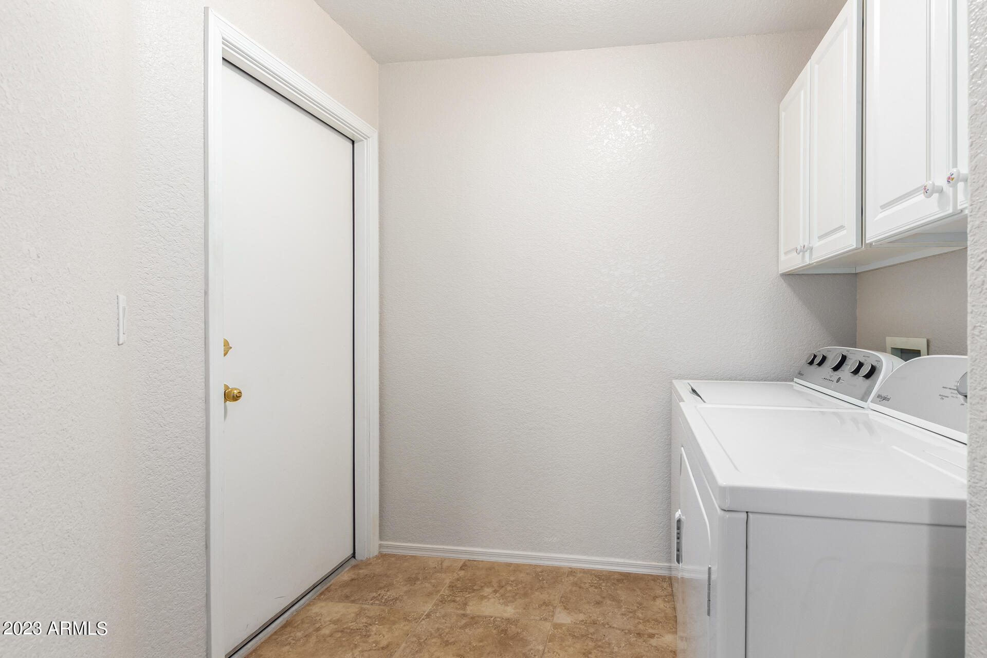 9007 E DIAMOND Drive