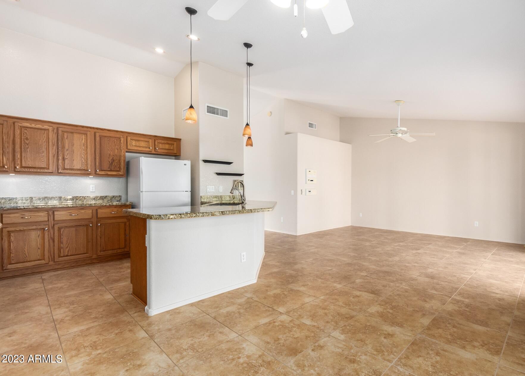 9007 E DIAMOND Drive