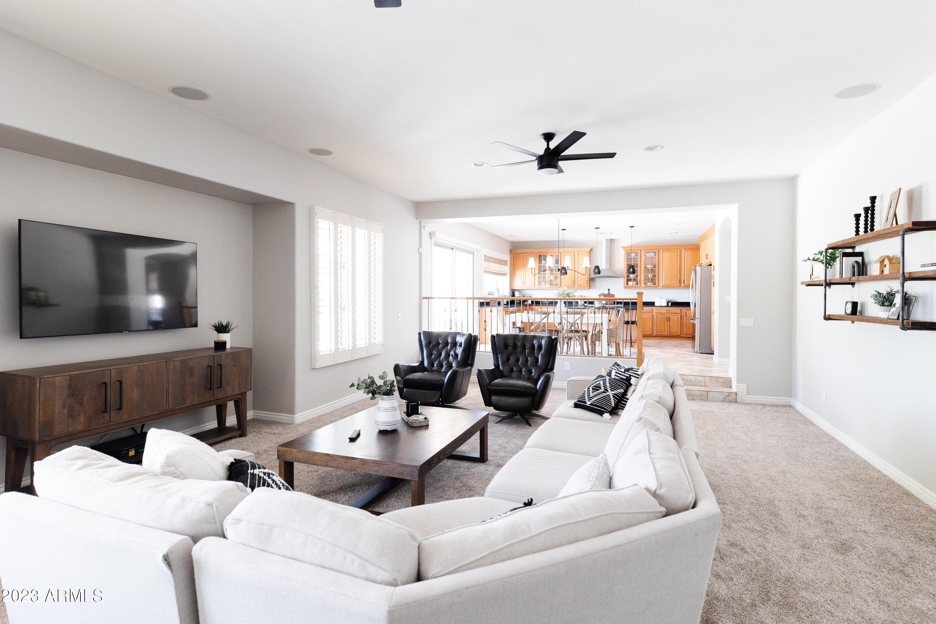 11518 E CHESTNUT Court