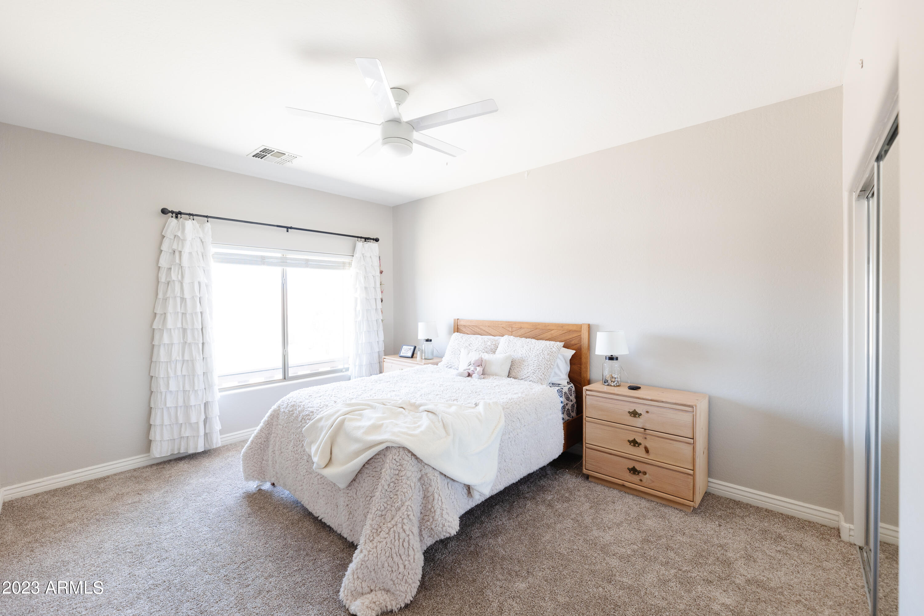 11518 E CHESTNUT Court