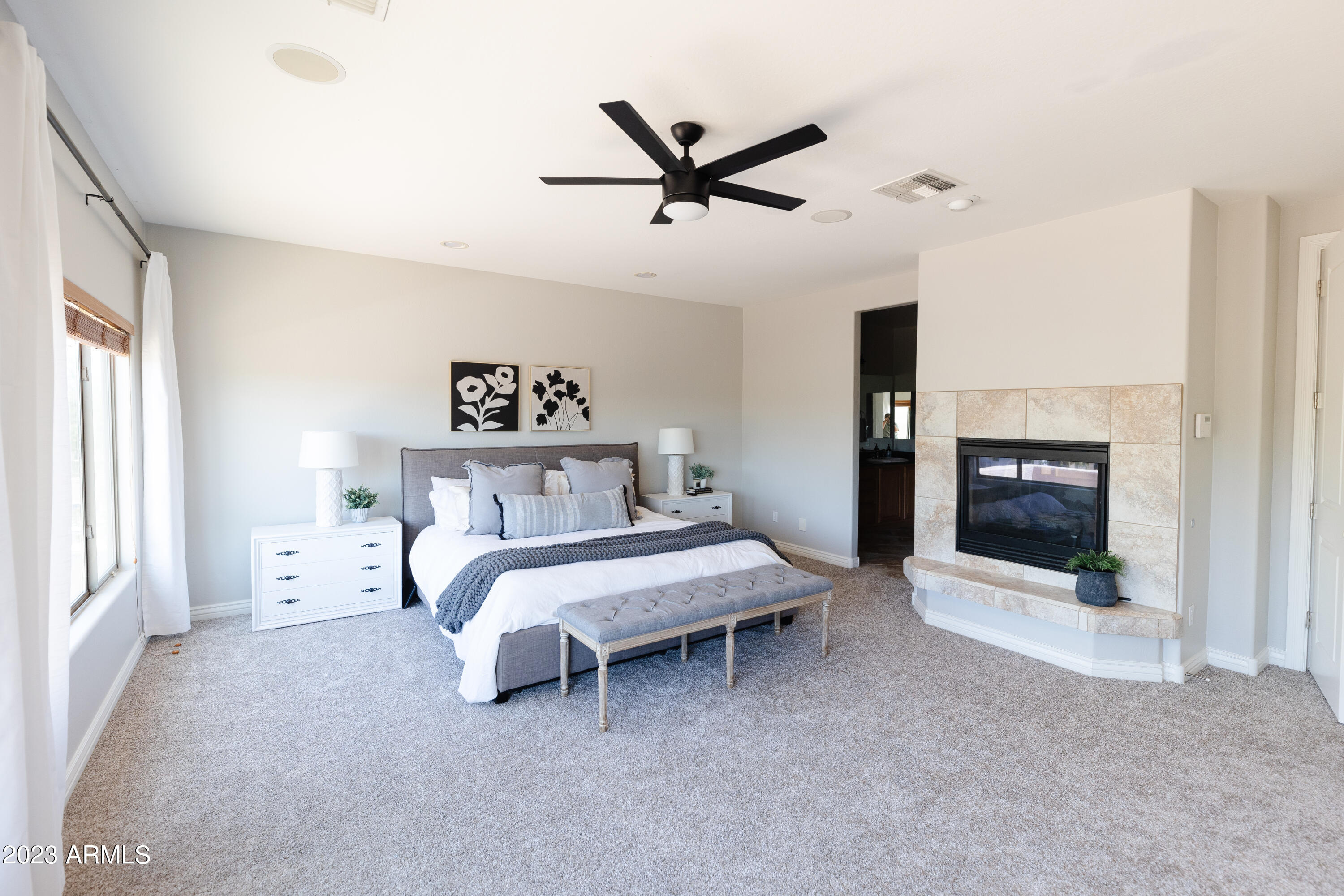 11518 E CHESTNUT Court