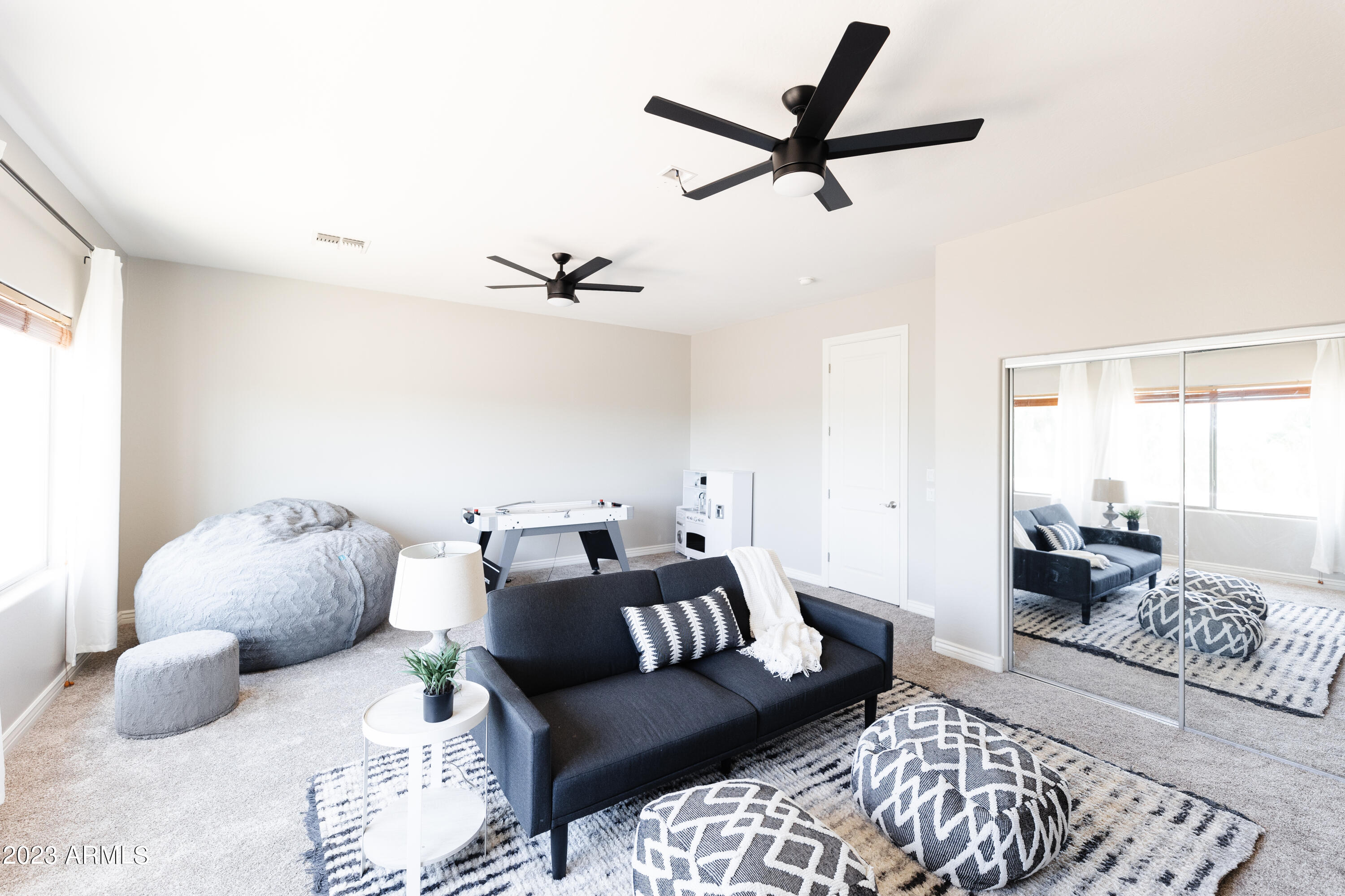 11518 E CHESTNUT Court