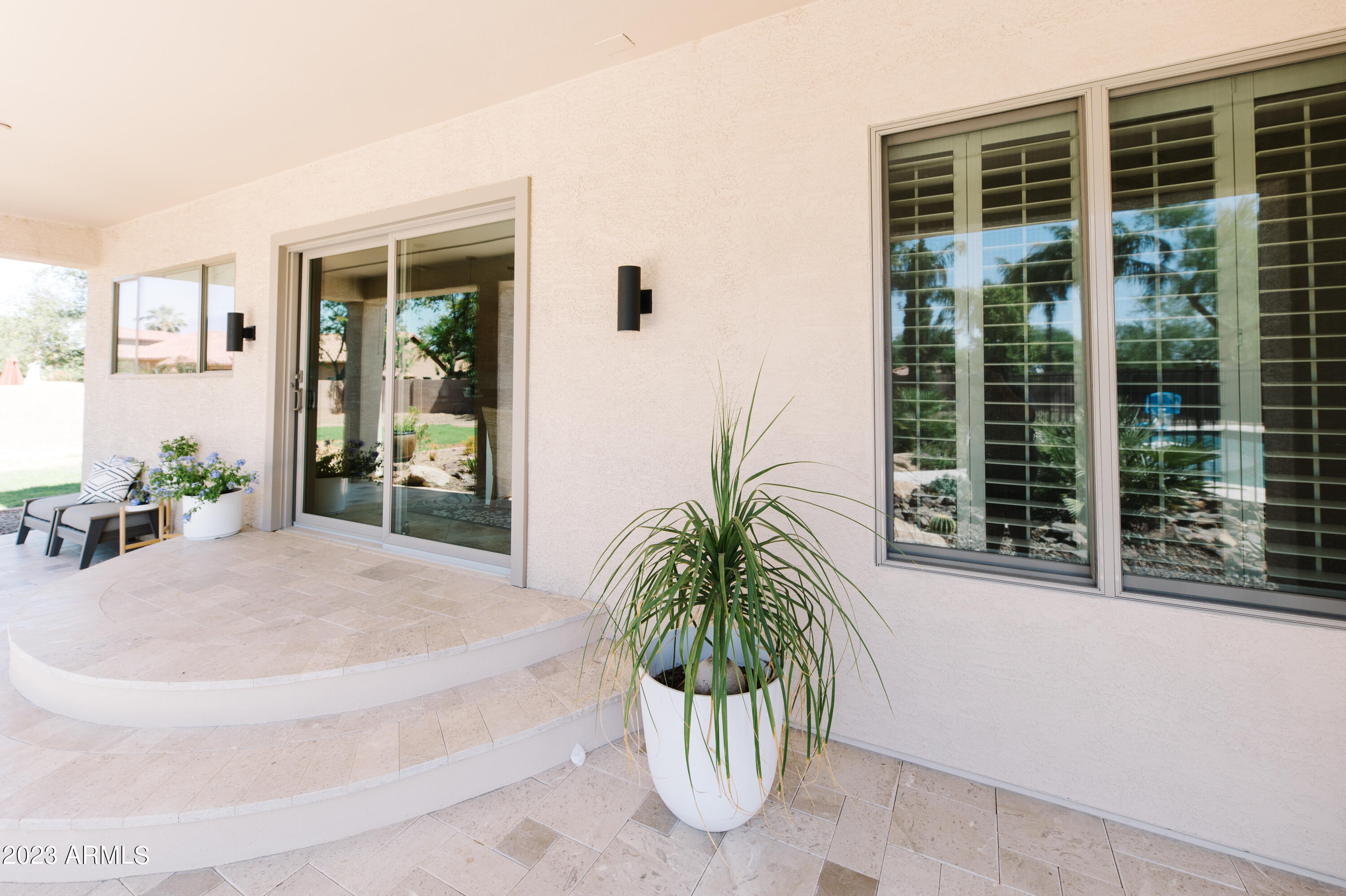 11518 E CHESTNUT Court