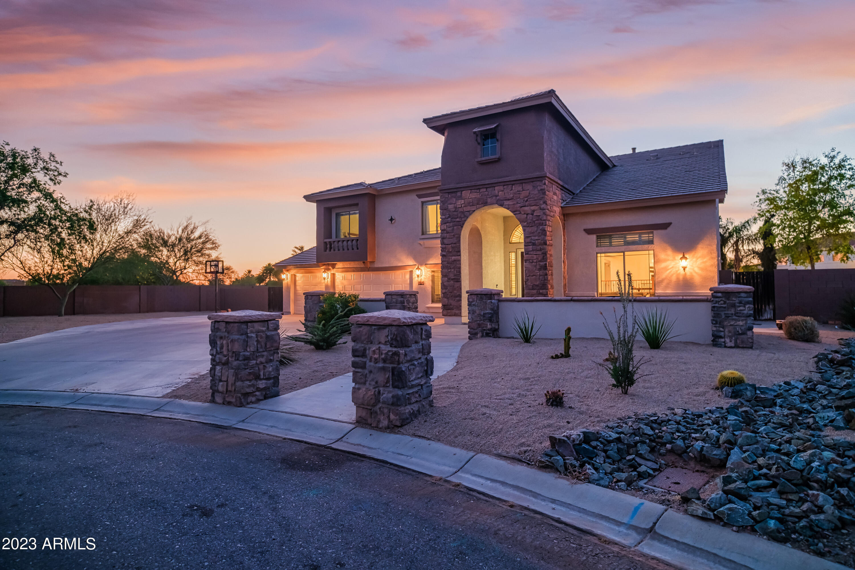 11518 E CHESTNUT Court