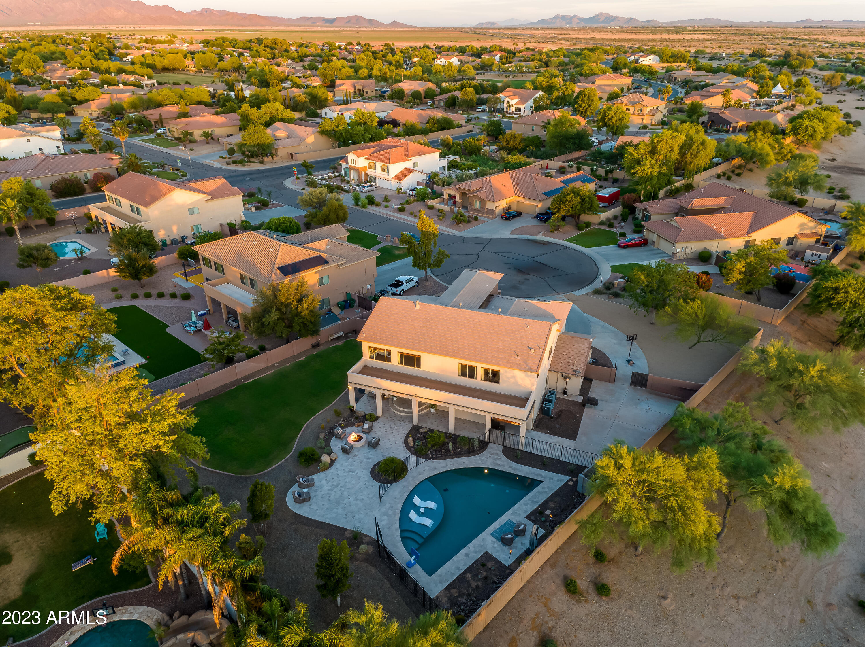 11518 E CHESTNUT Court